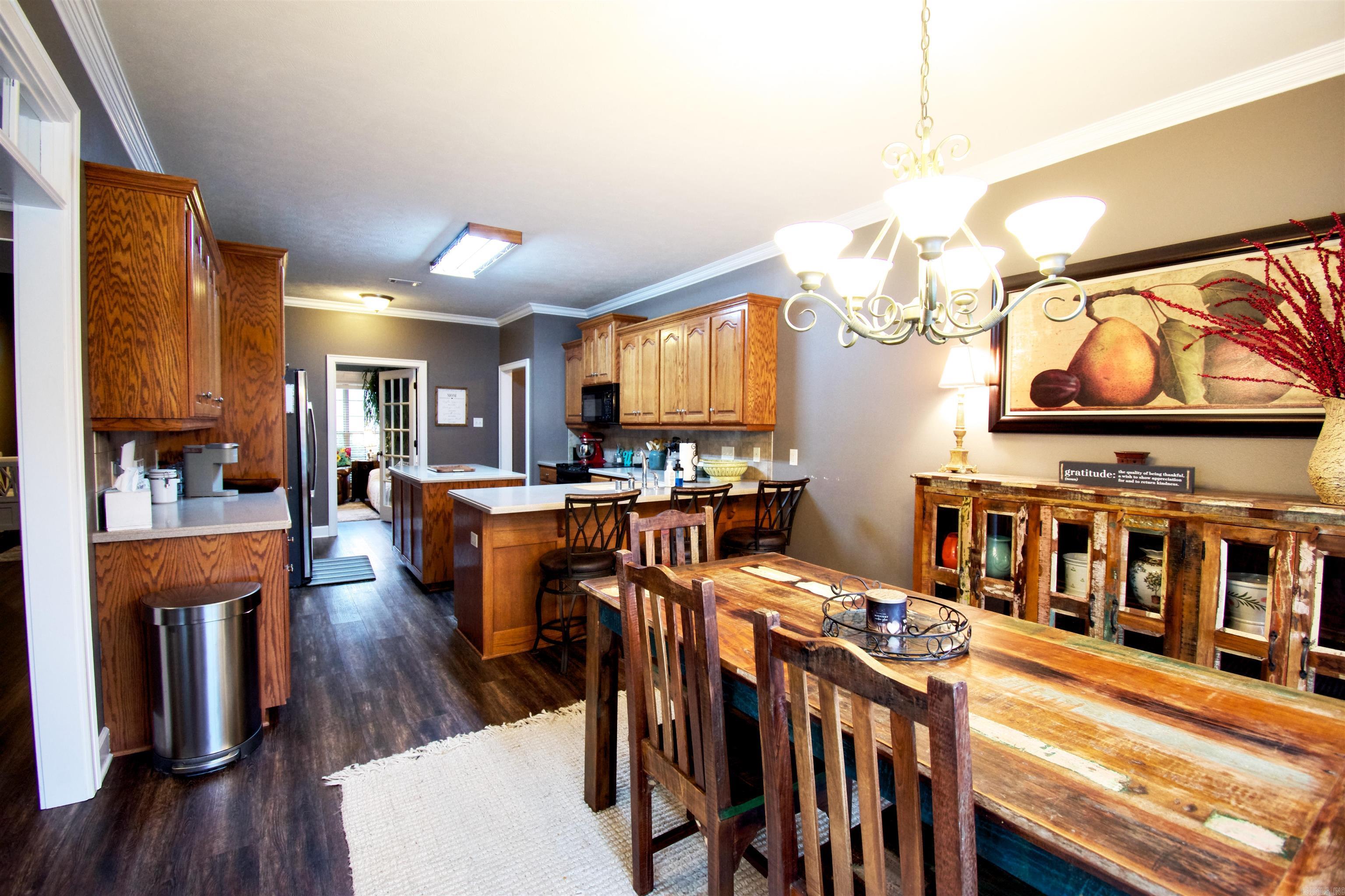 CATHERINE PLACE - Residential