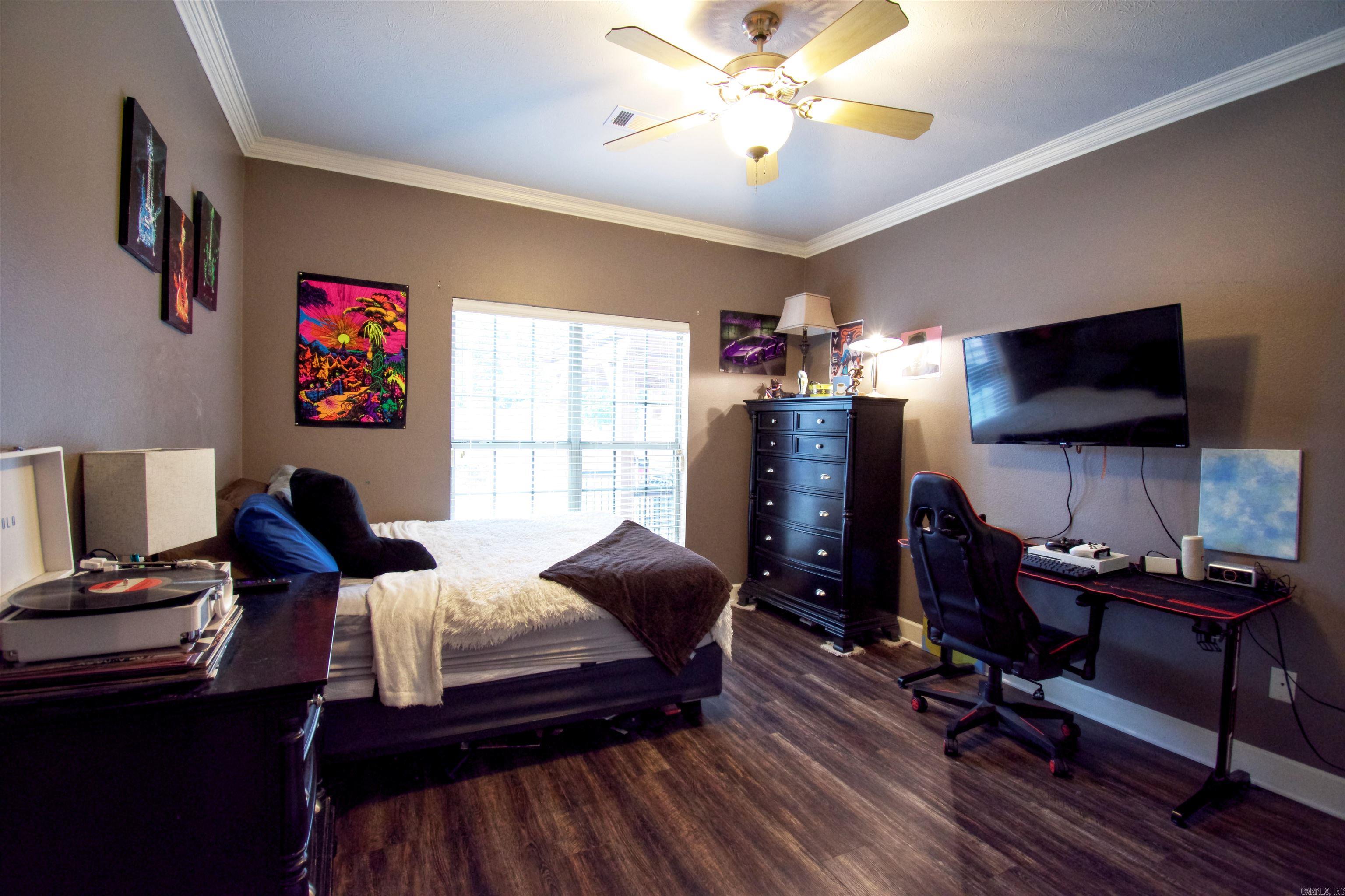 CATHERINE PLACE - Residential