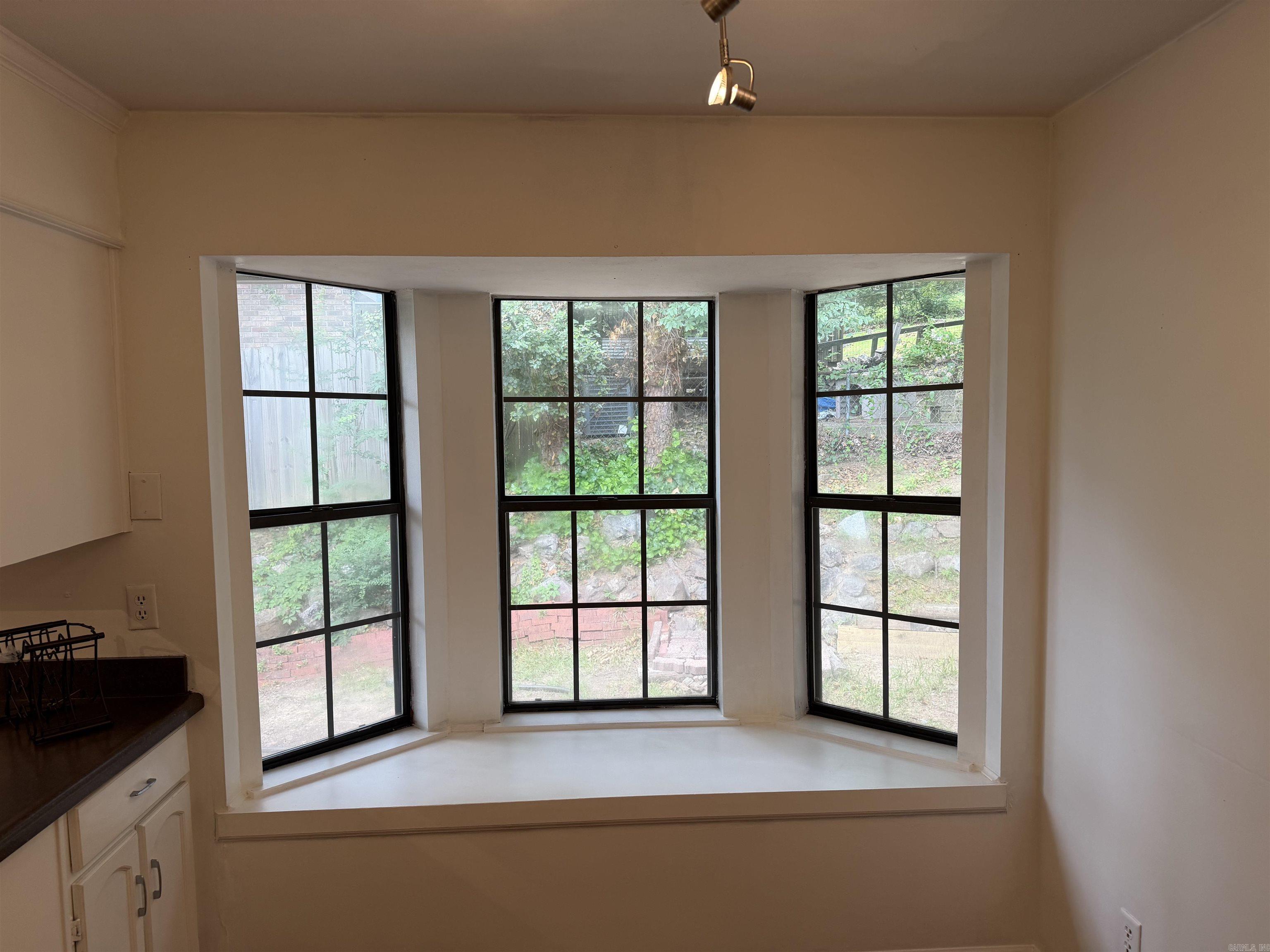 Pleasant View - Residential Lease