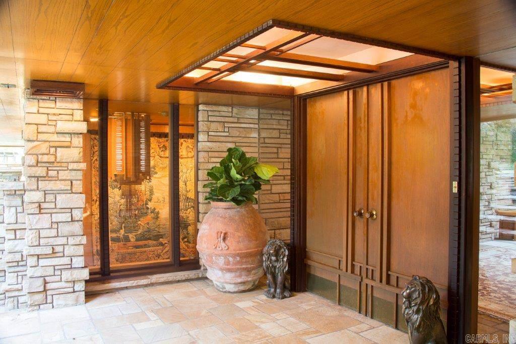 KINGWOOD PLACE - Residential