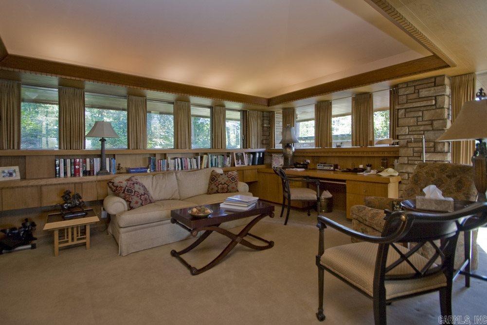 KINGWOOD PLACE - Residential