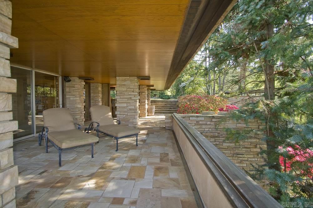 KINGWOOD PLACE - Residential