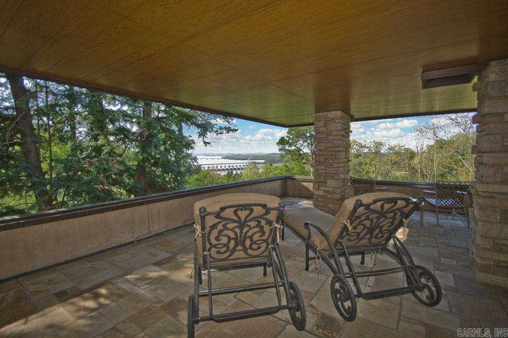 KINGWOOD PLACE - Residential