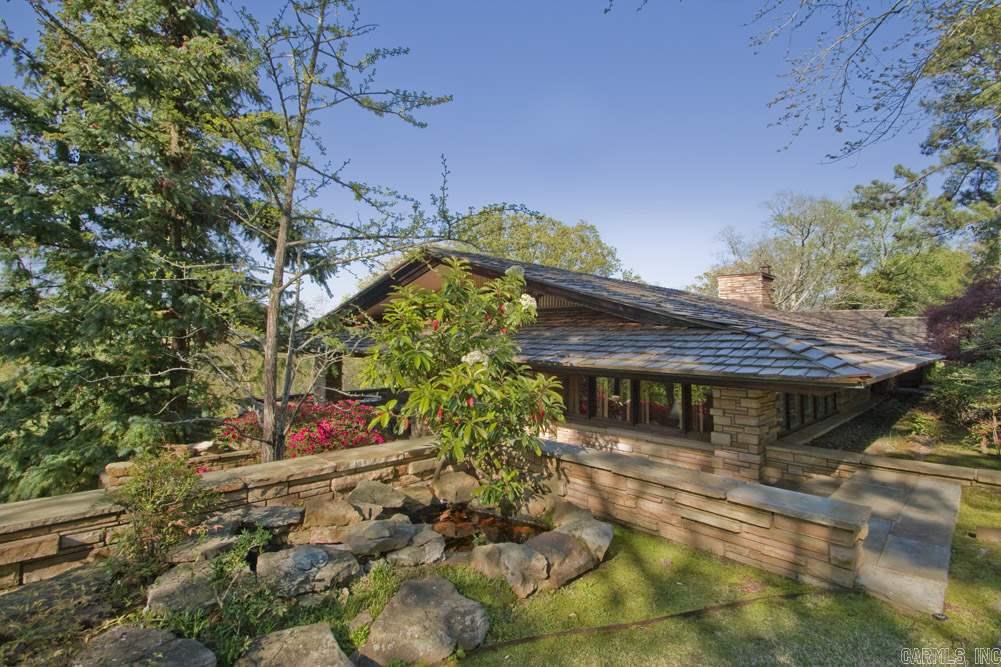 KINGWOOD PLACE - Residential