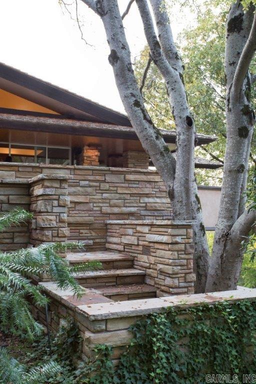 KINGWOOD PLACE - Residential