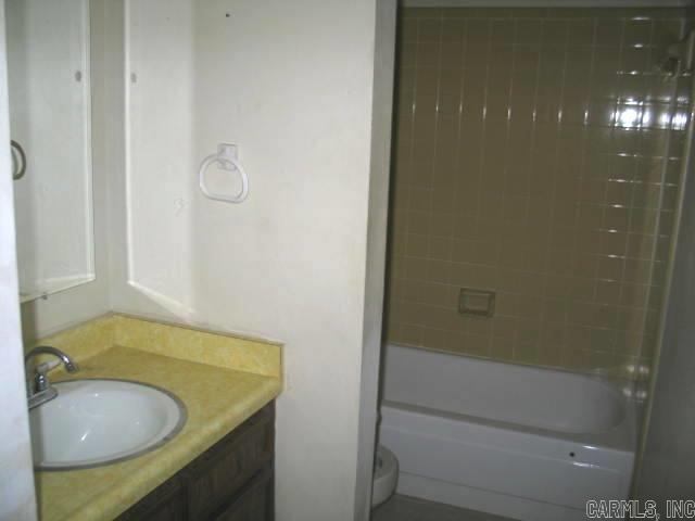 INDIAN HILLS - Residential