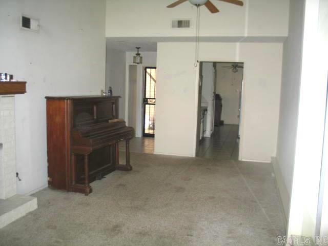 INDIAN HILLS - Residential