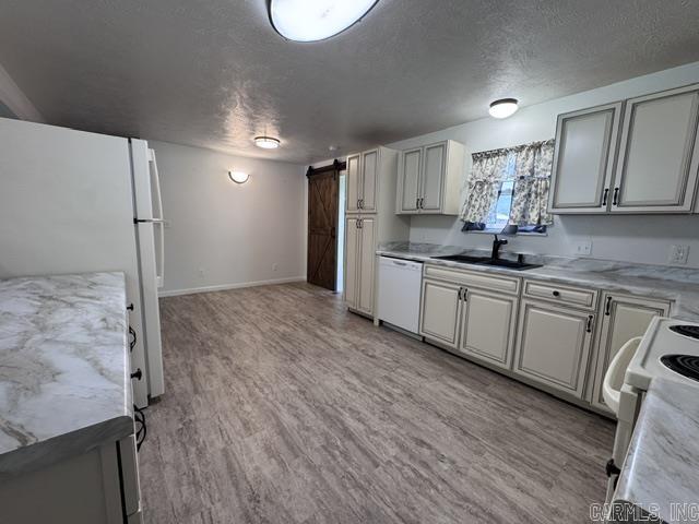 PLAZA HEIGHTS - Residential