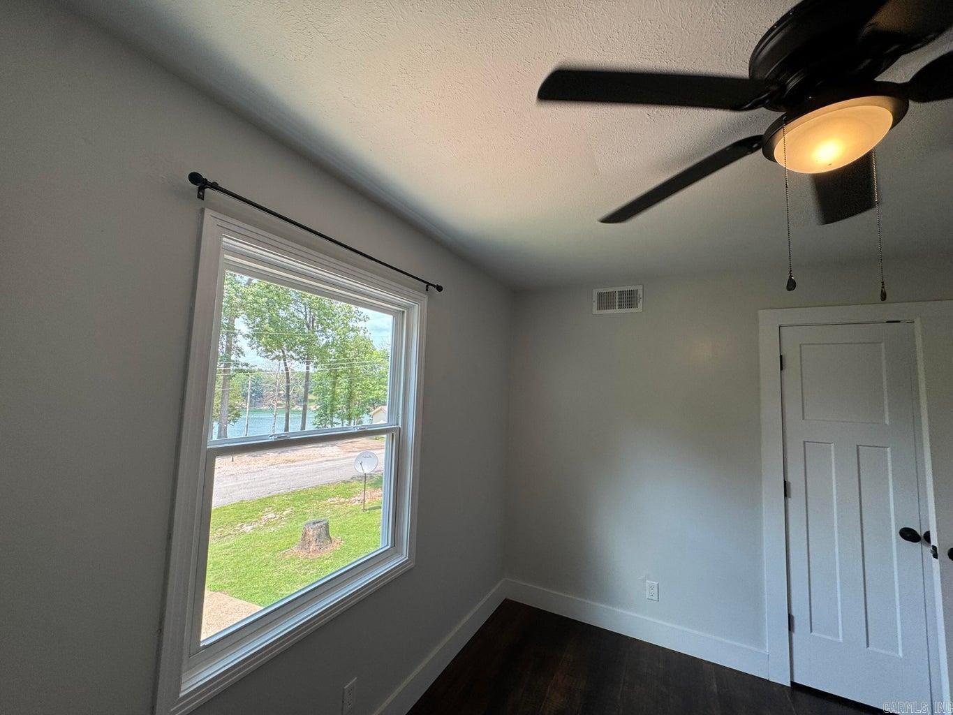 THUNDERBIRD - Residential