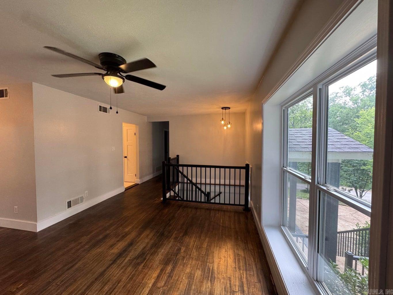 THUNDERBIRD - Residential