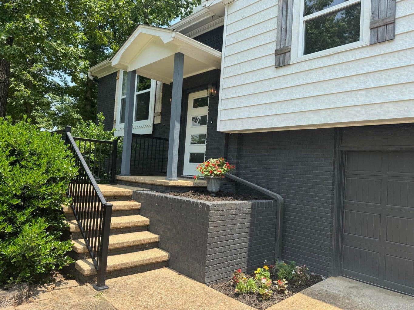 THUNDERBIRD - Residential