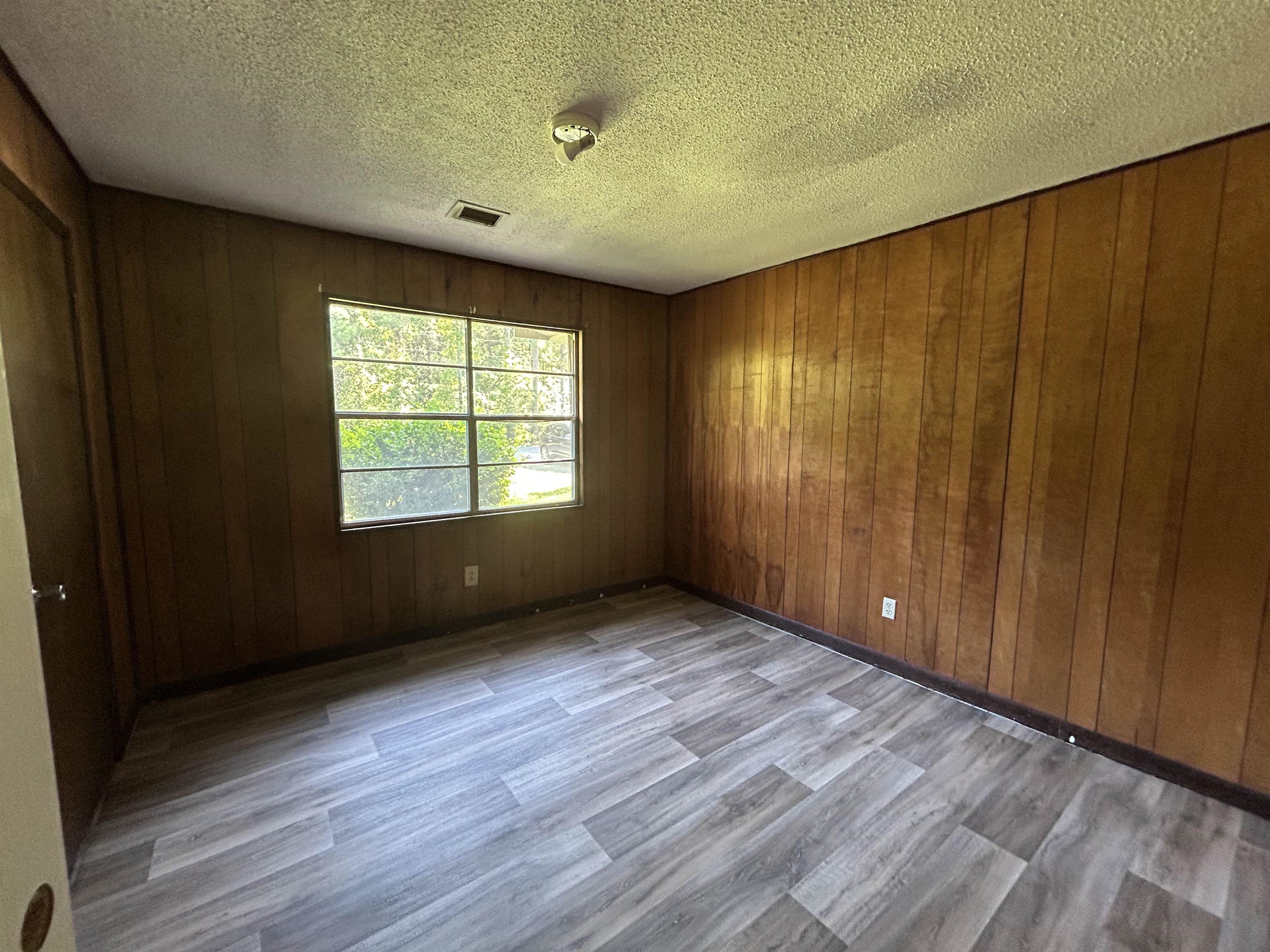Navasota 1st - Residential Lease