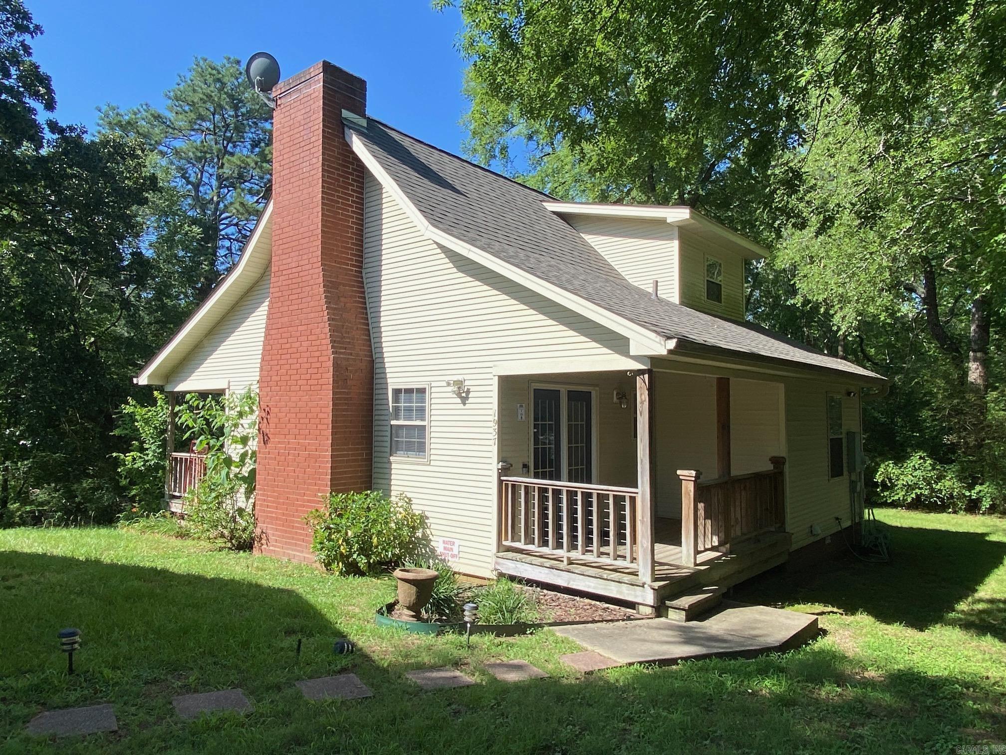 UNPLATTED ACREAGE - Residential