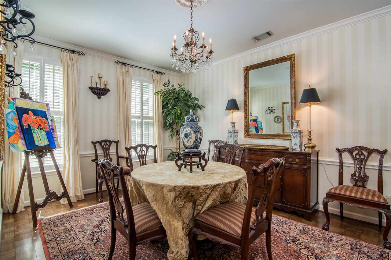 Sheraton Court Townhomes - Residential