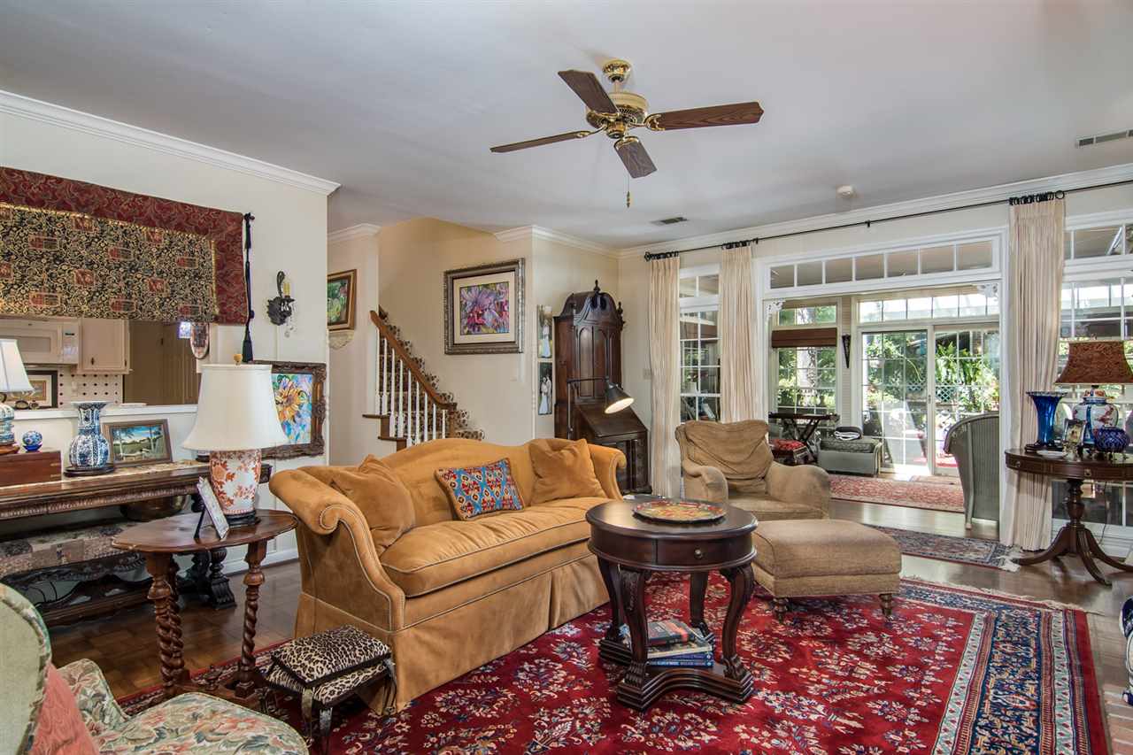 Sheraton Court Townhomes - Residential