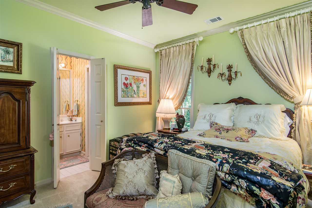 Sheraton Court Townhomes - Residential