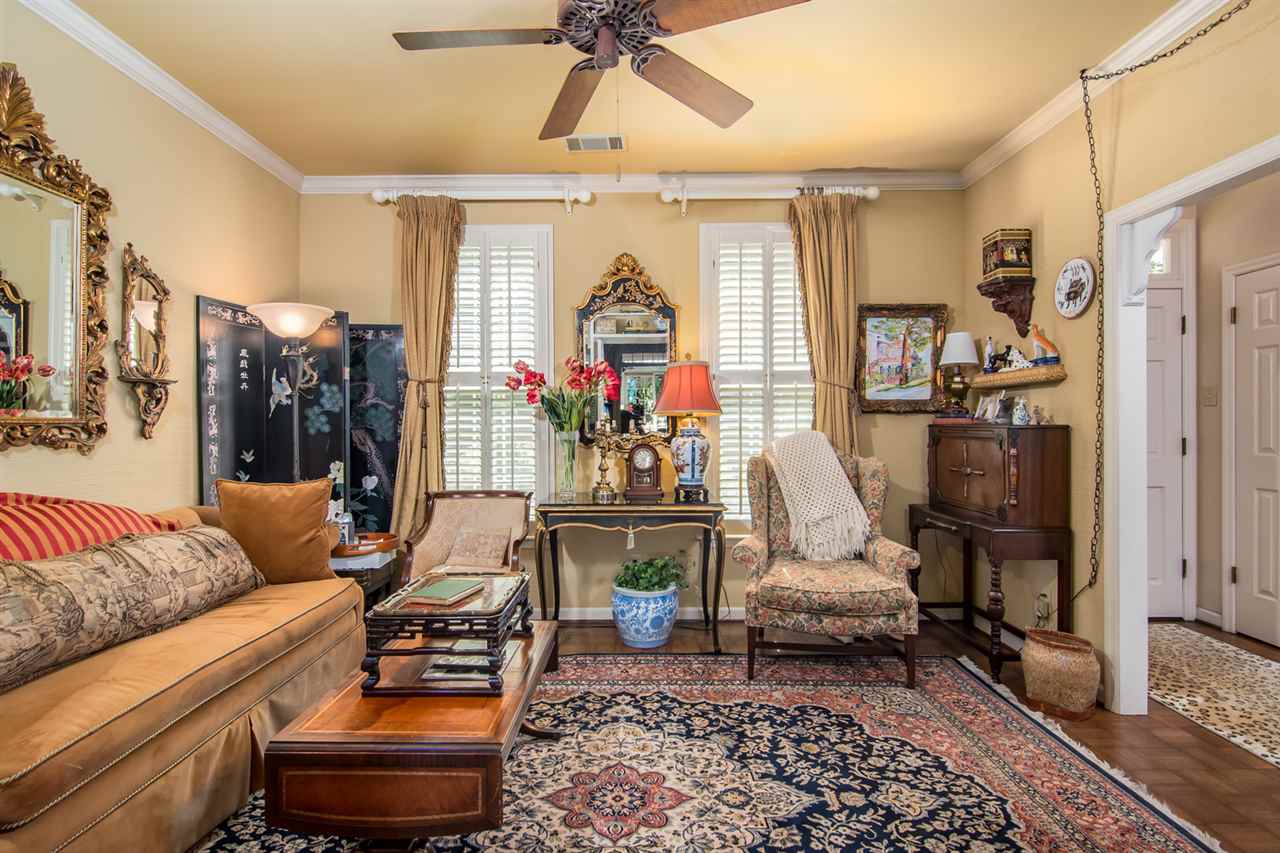 Sheraton Court Townhomes - Residential