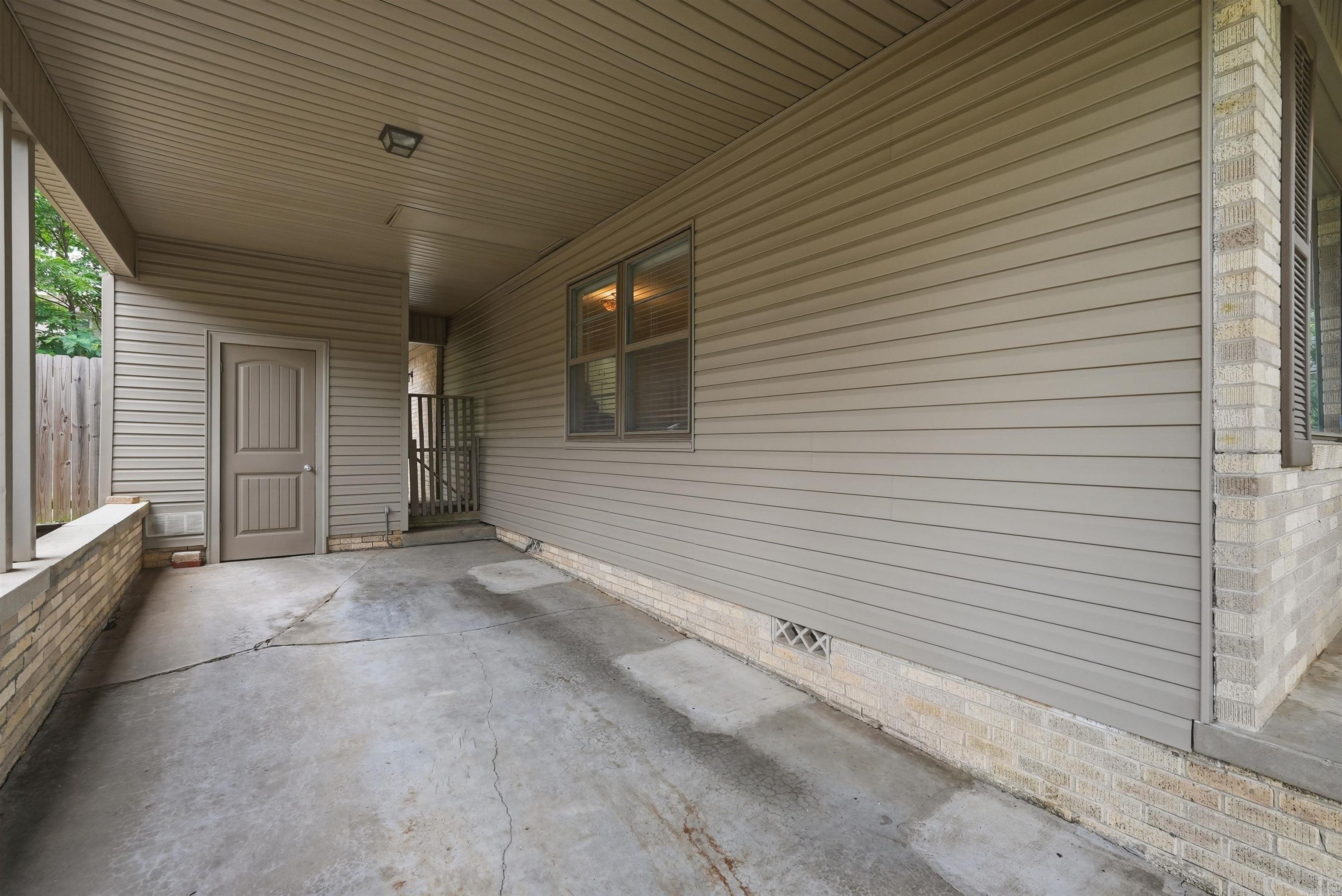 PINE WOOD HILL ADDN - Residential