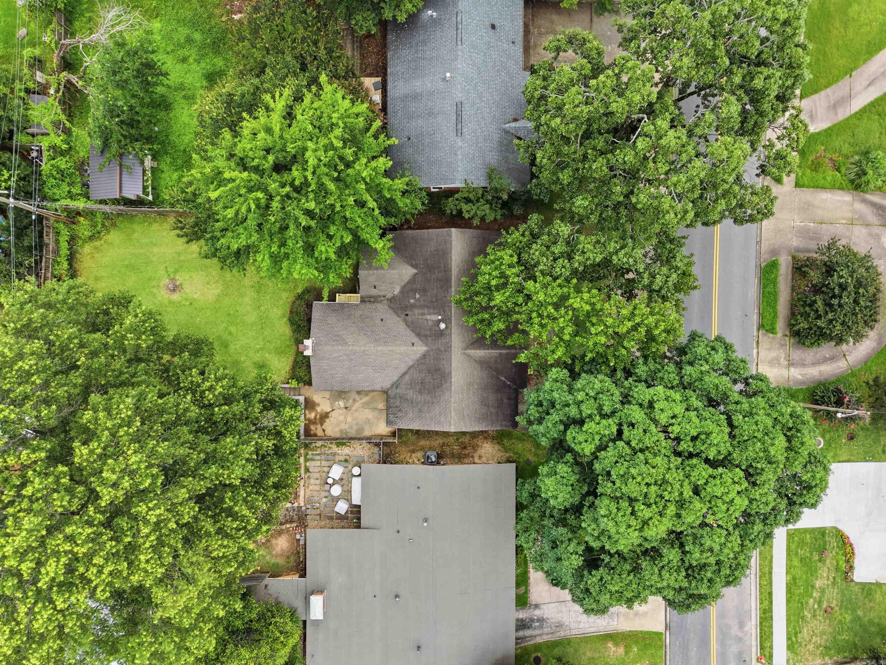 PINE WOOD HILL ADDN - Residential
