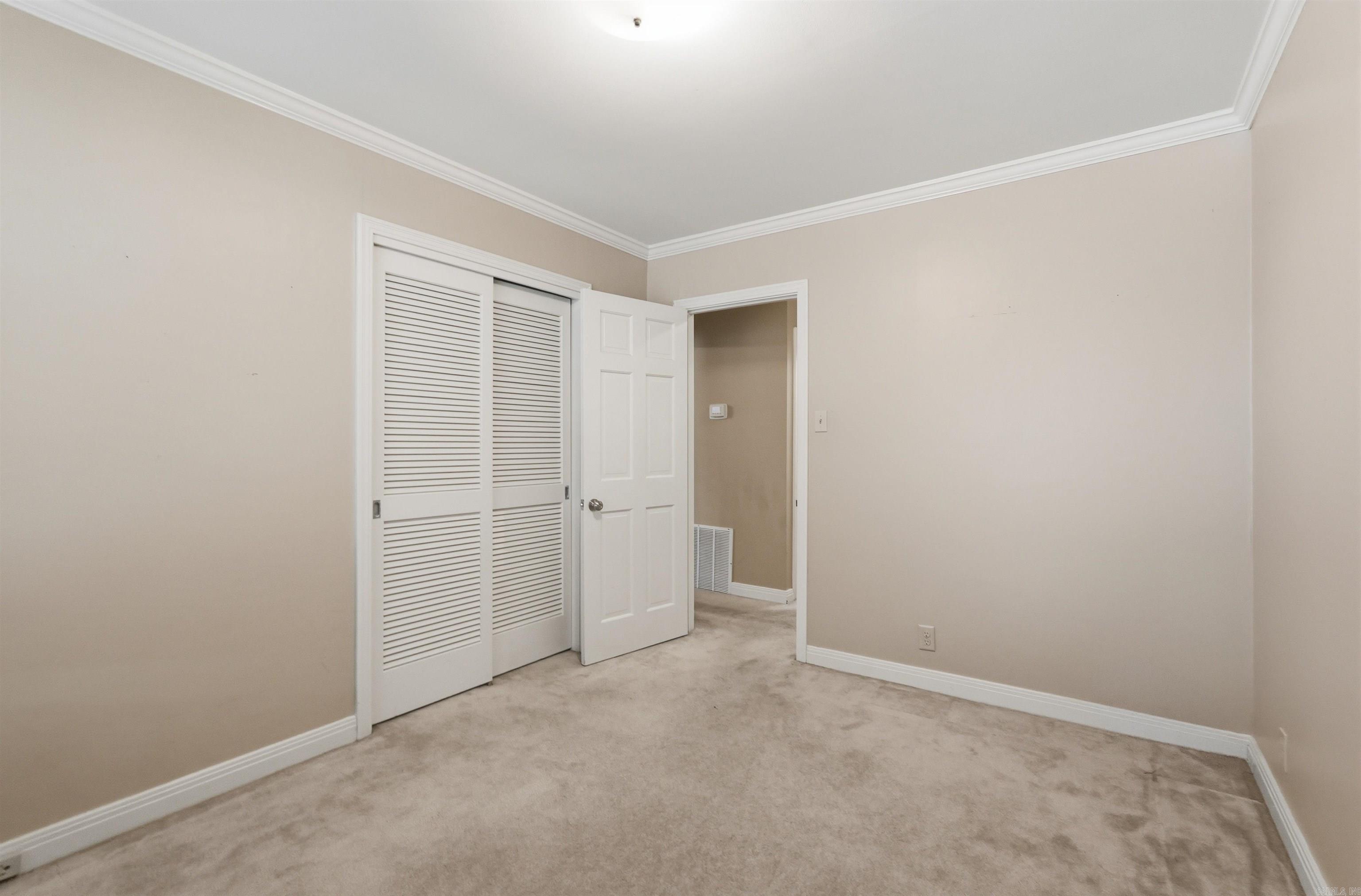 PINE WOOD HILL ADDN - Residential