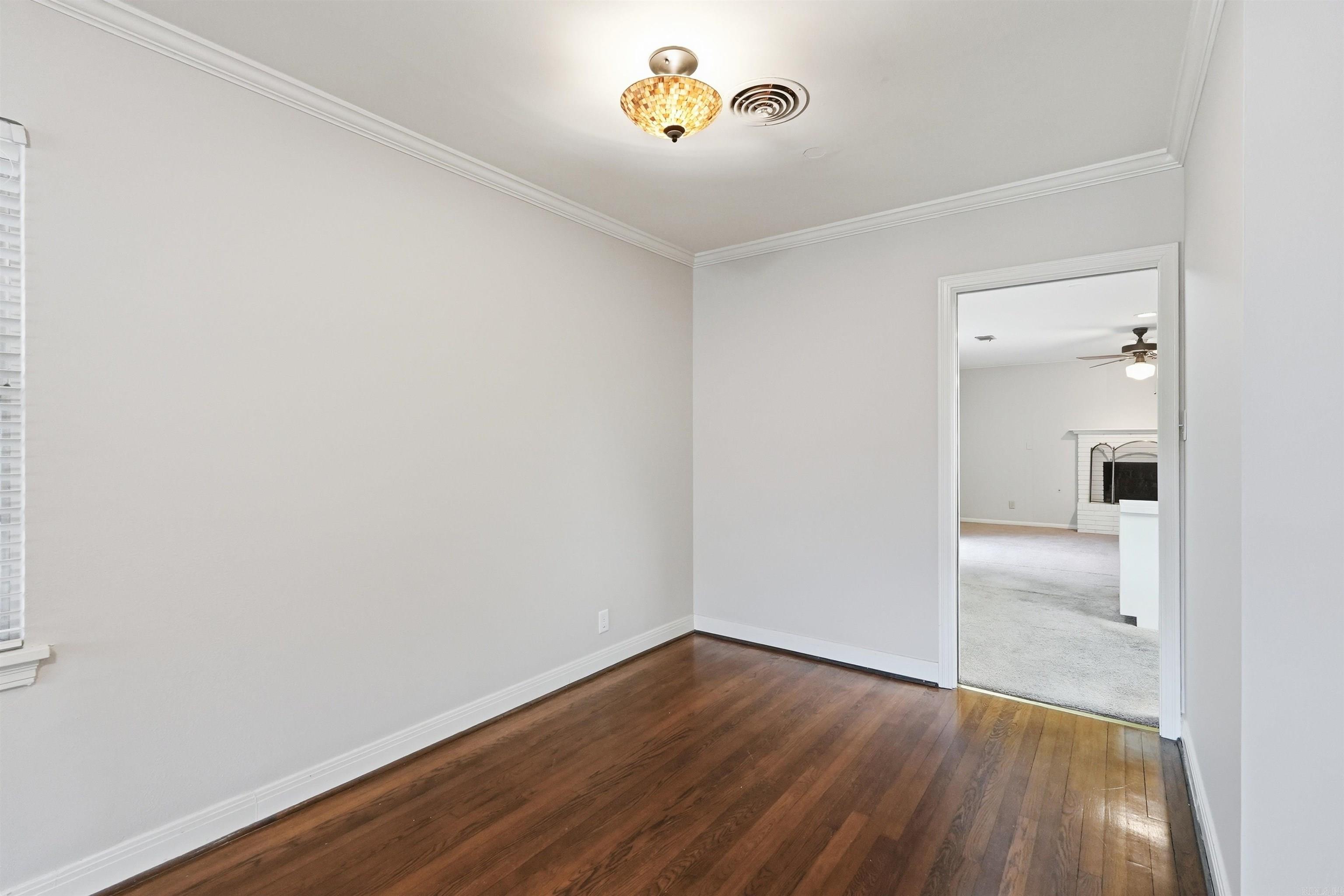 PINE WOOD HILL ADDN - Residential