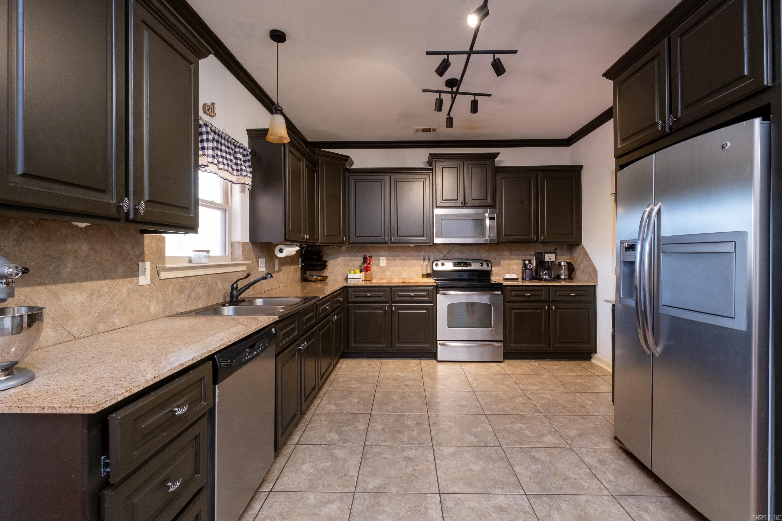 Hidden Lake Estates - Residential
