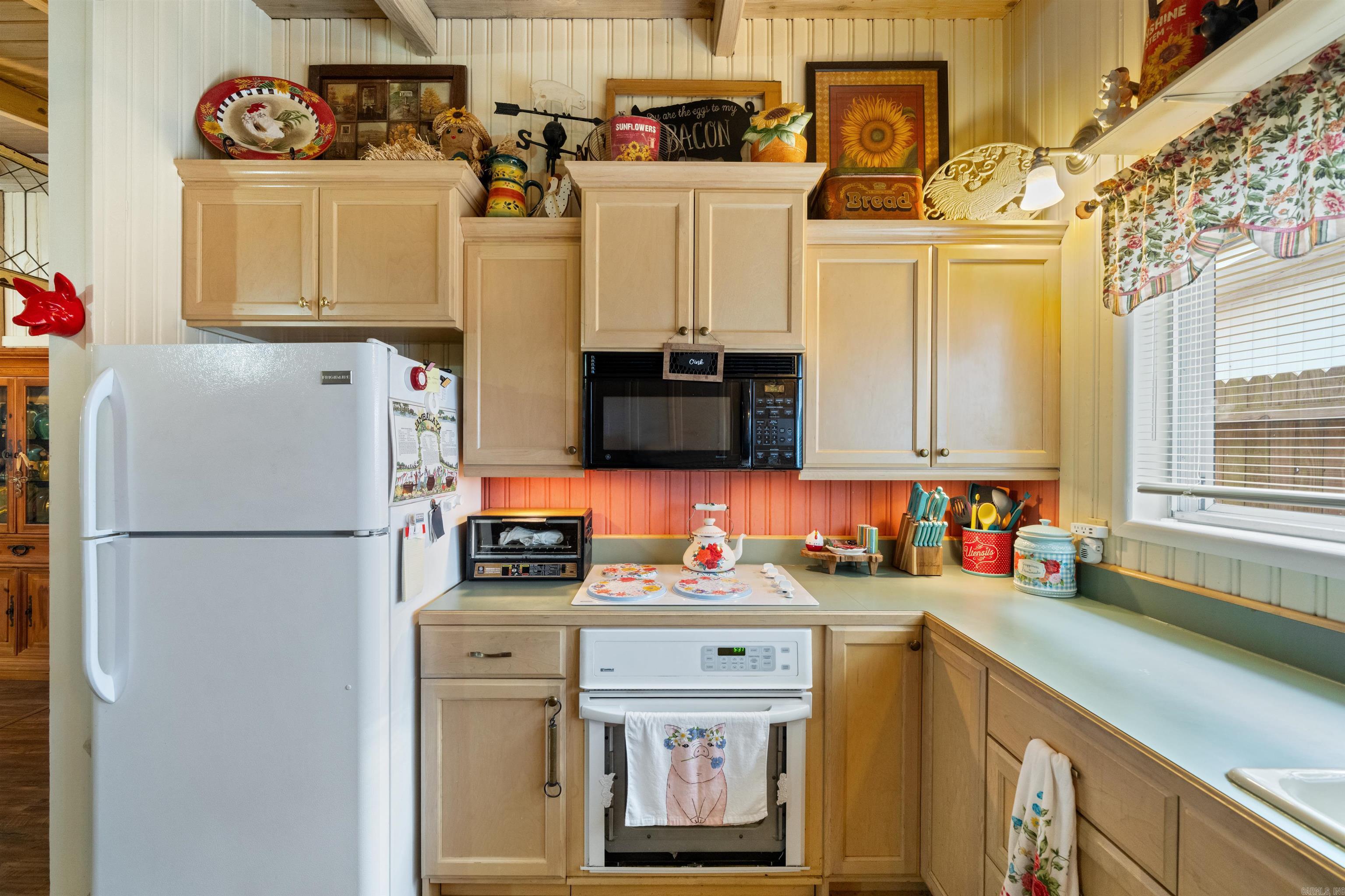 O R WILLIAMS & R N SCALES - Residential