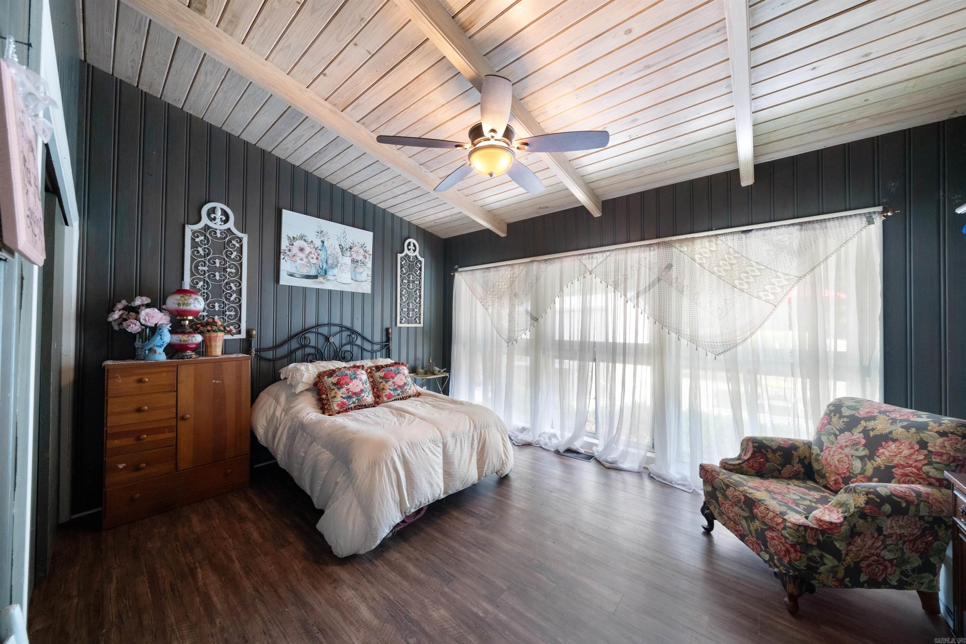 O R WILLIAMS & R N SCALES - Residential