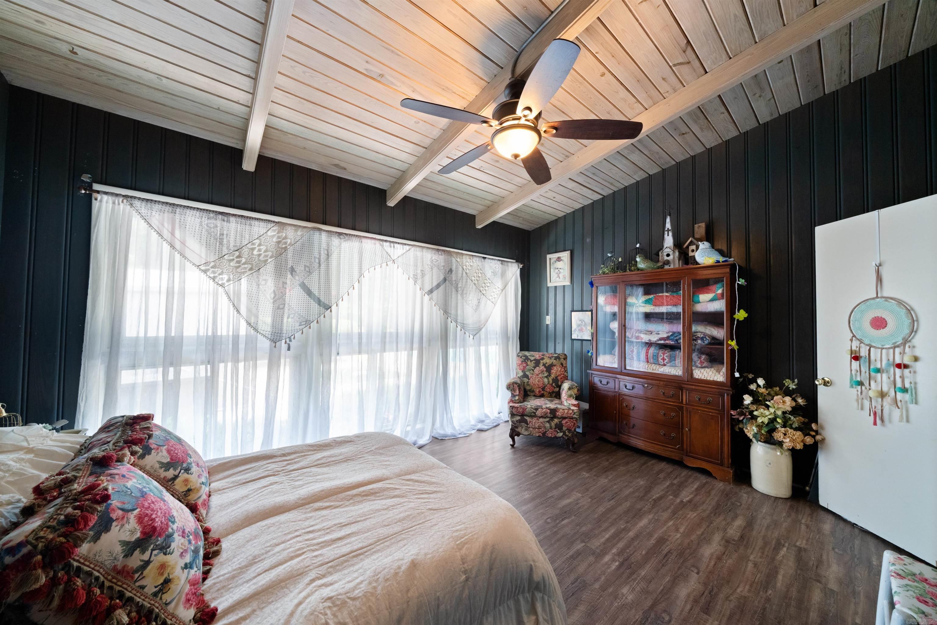 O R WILLIAMS & R N SCALES - Residential