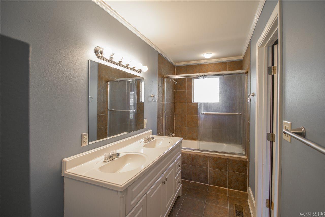 MCGEHEE - Residential