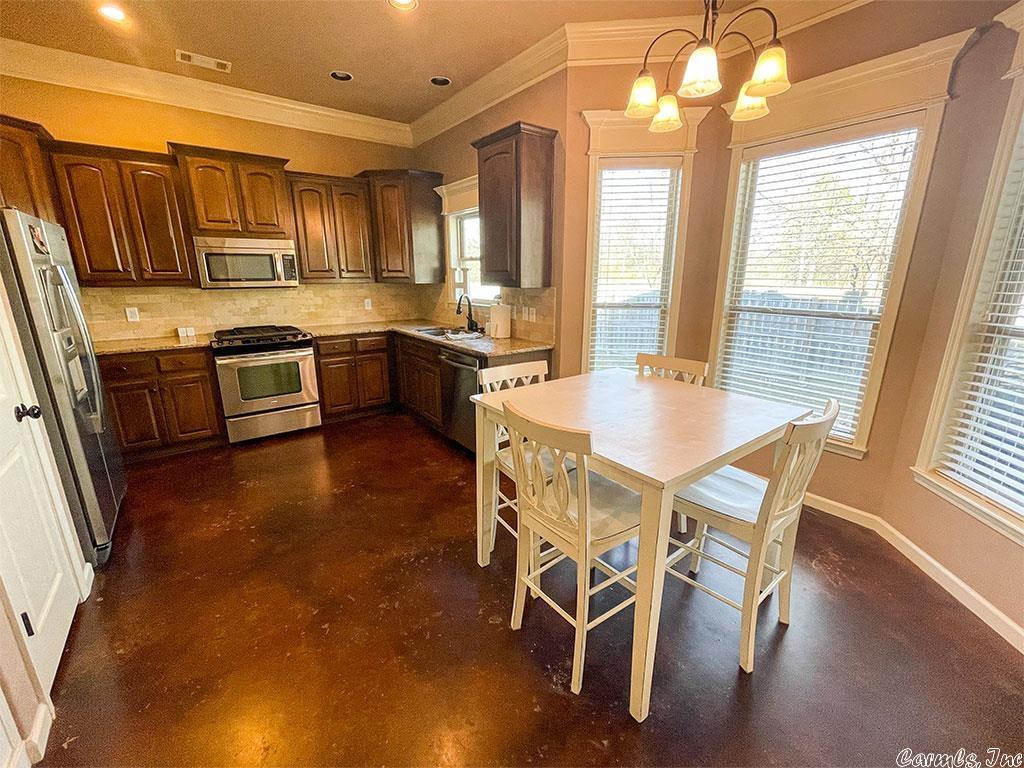 OAK GLENN - Residential