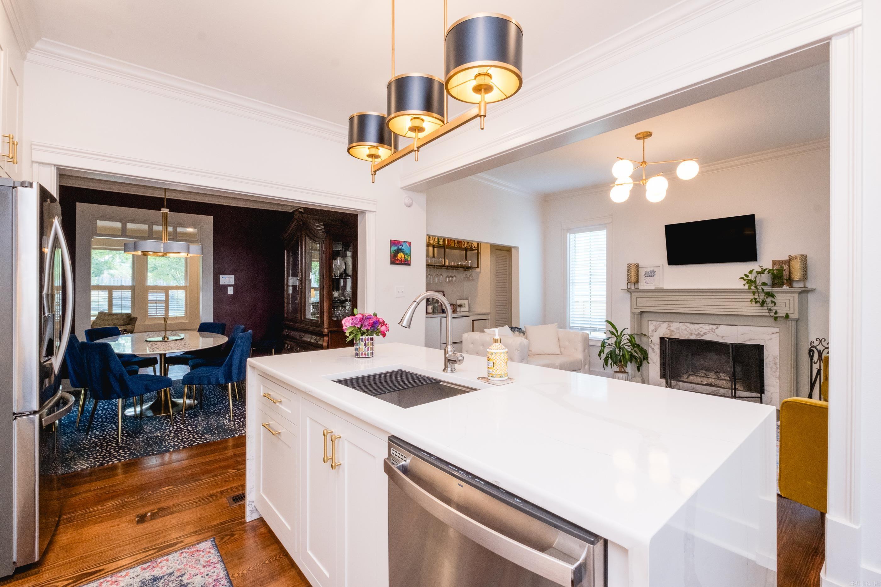 PULASKI HEIGHTS - Residential