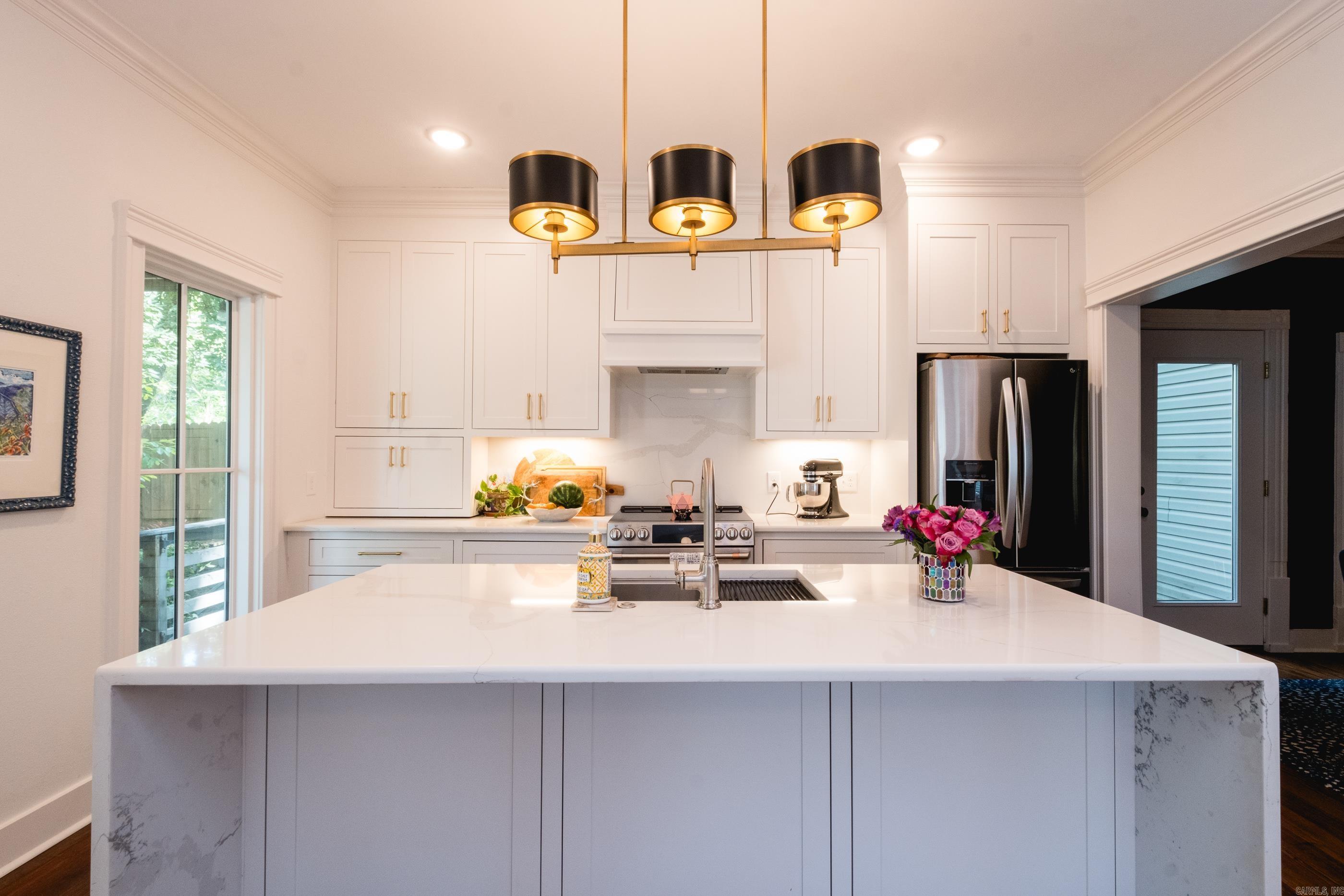 PULASKI HEIGHTS - Residential