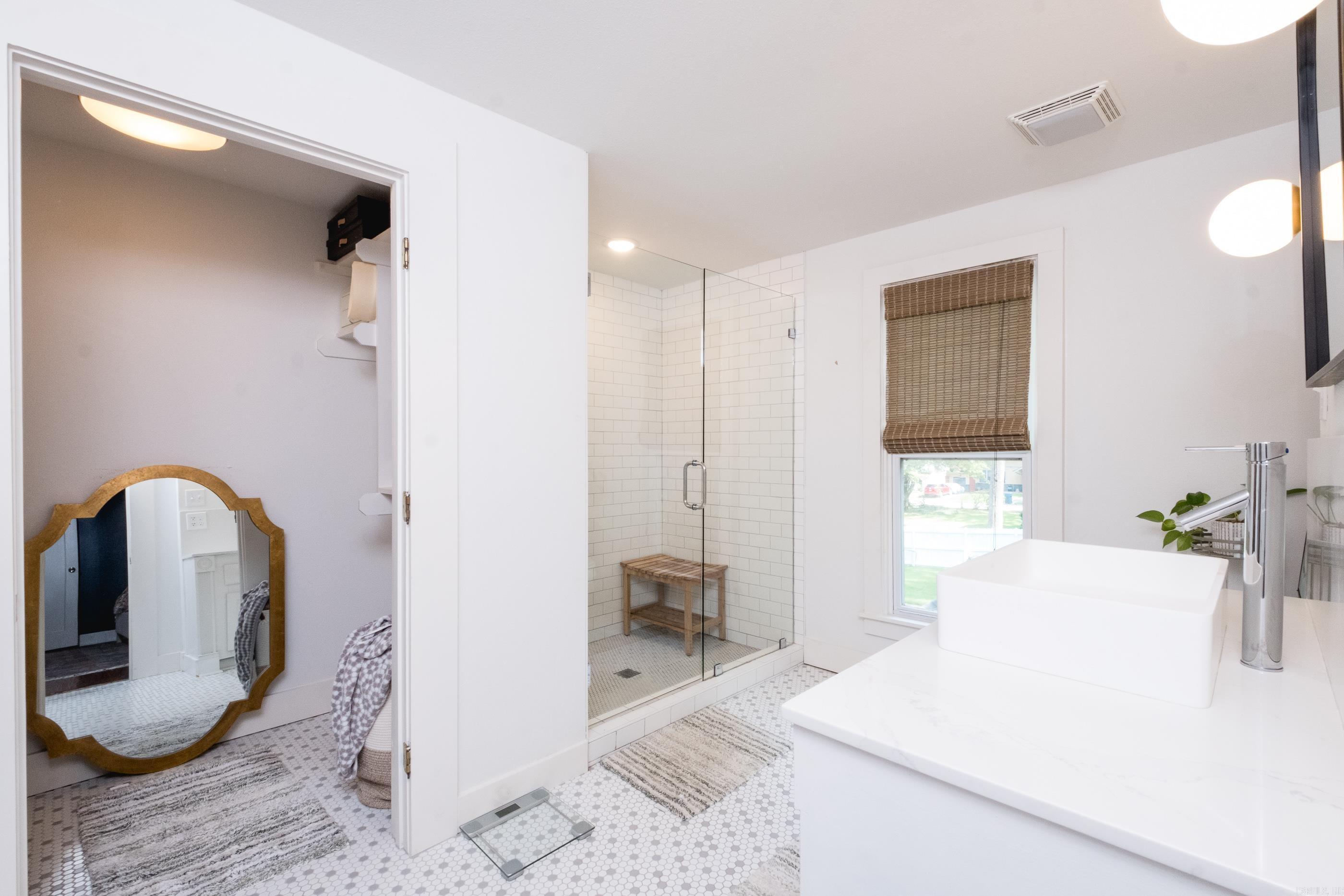 PULASKI HEIGHTS - Residential