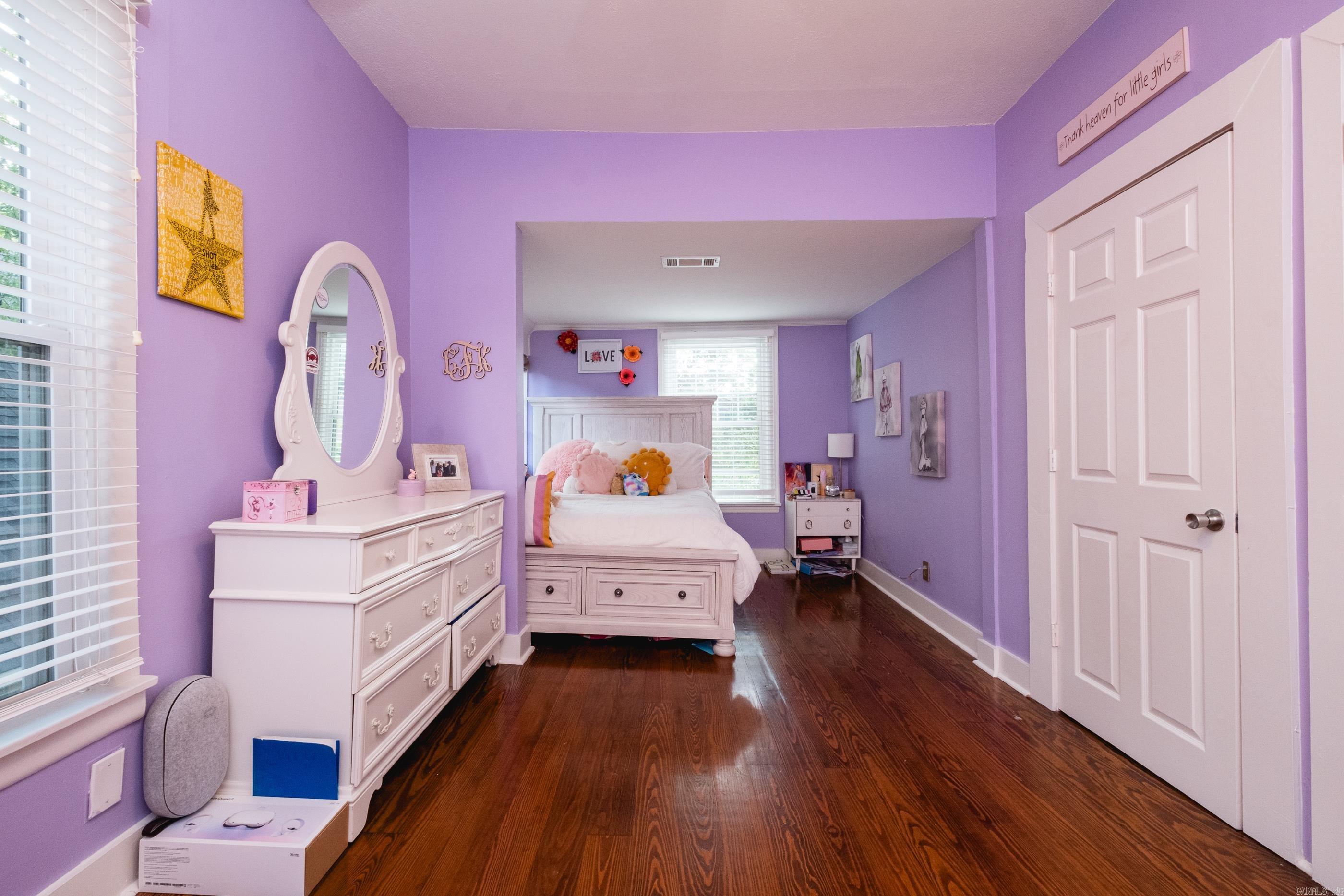 PULASKI HEIGHTS - Residential