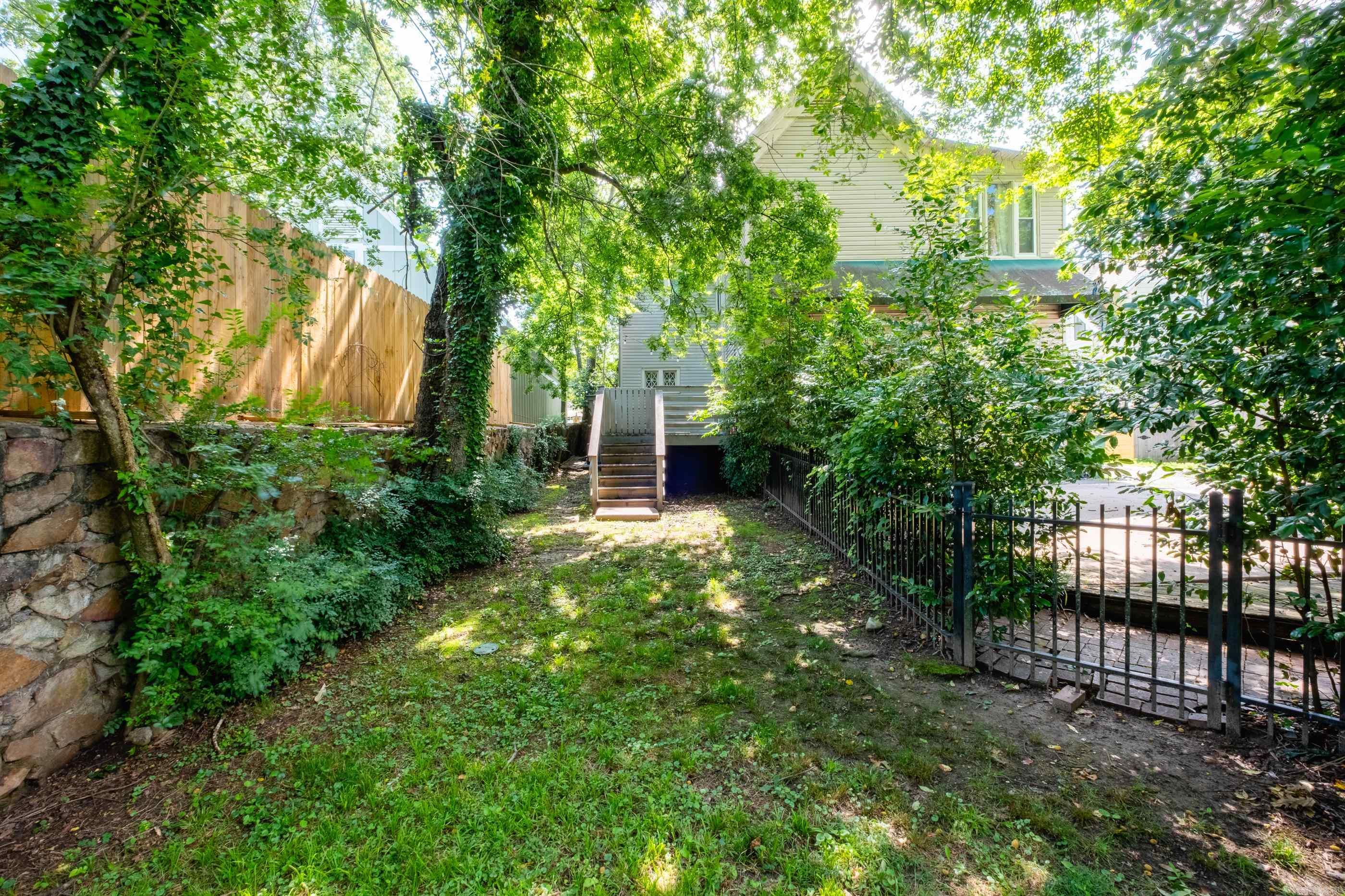 PULASKI HEIGHTS - Residential