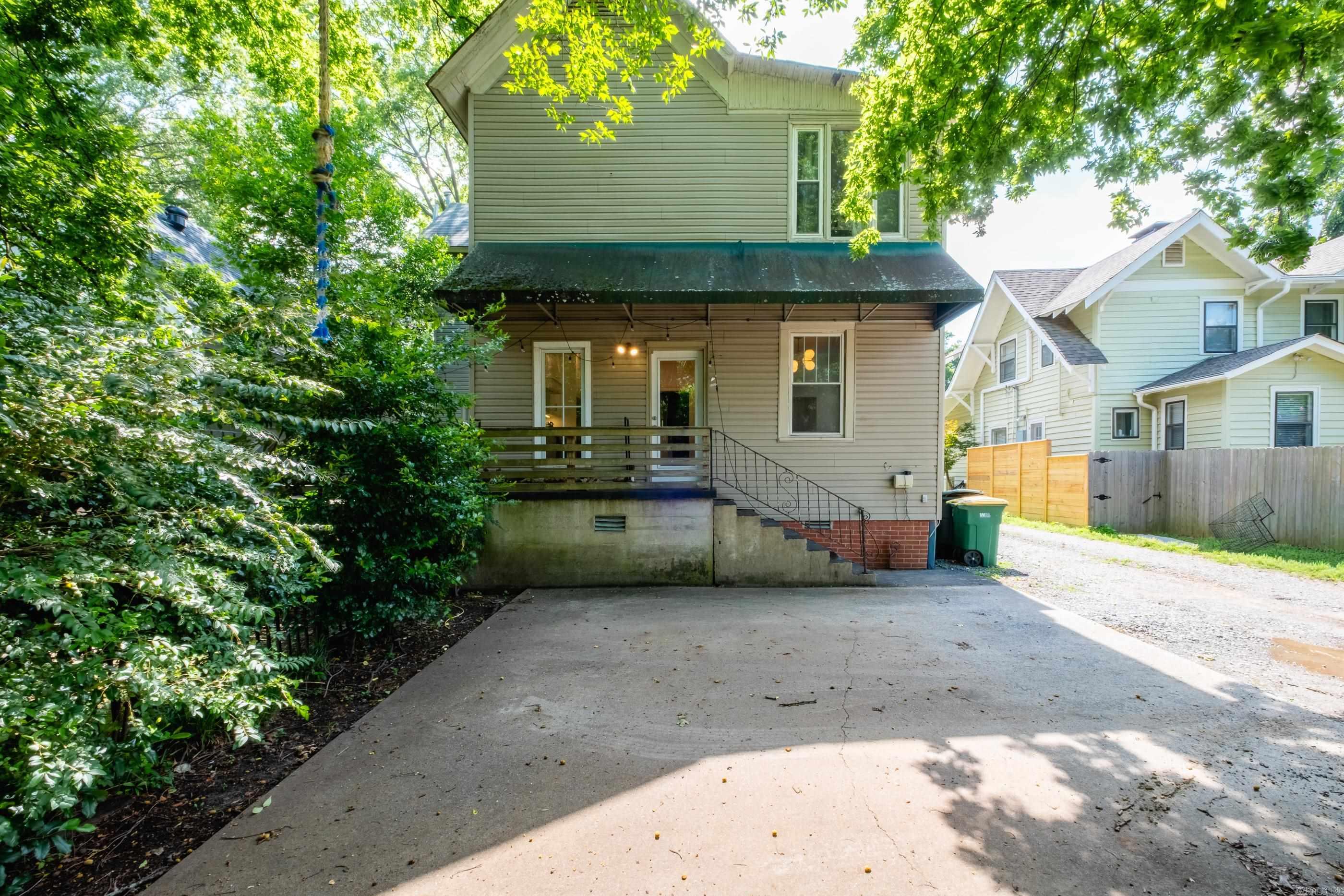 PULASKI HEIGHTS - Residential