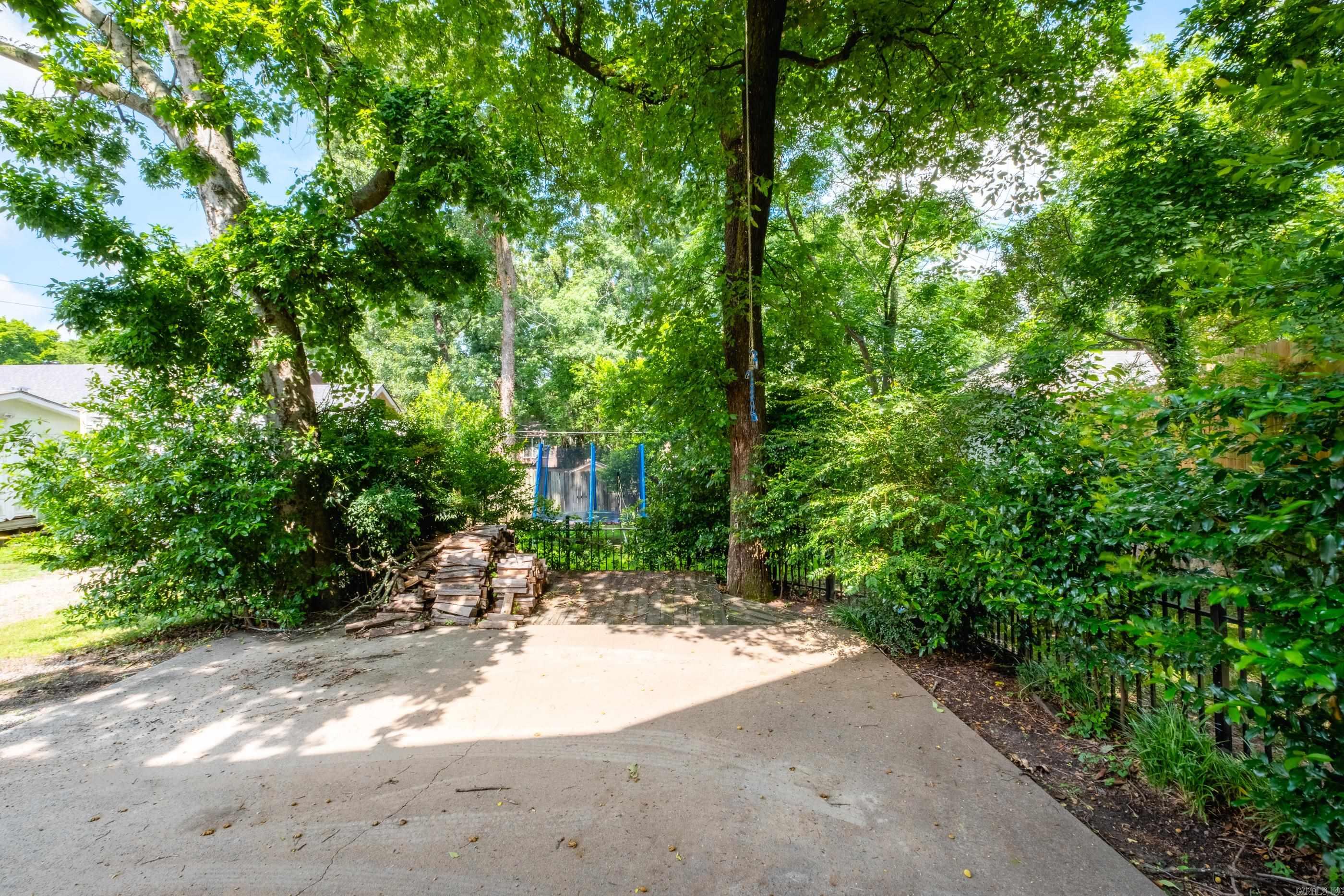 PULASKI HEIGHTS - Residential
