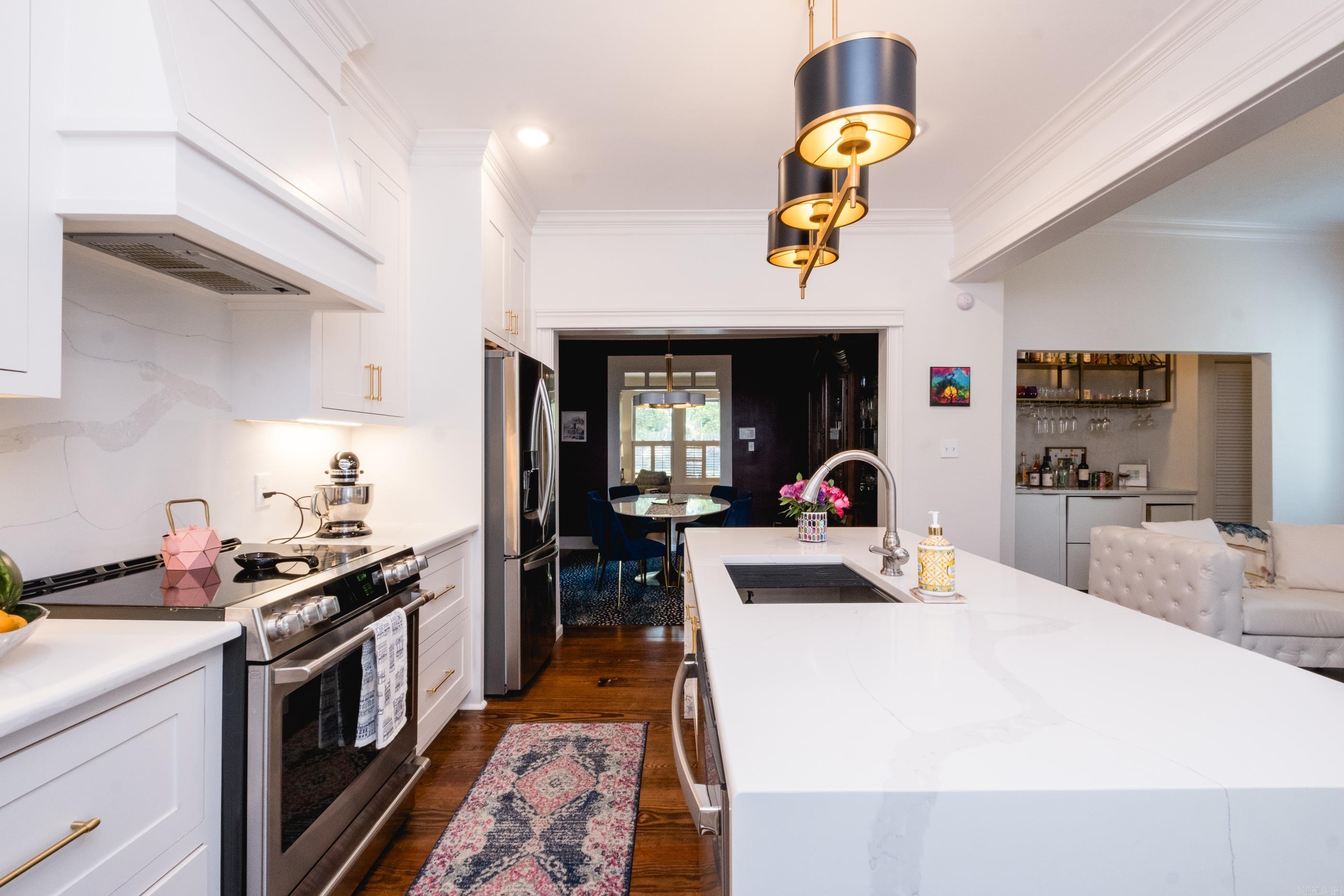 PULASKI HEIGHTS - Residential