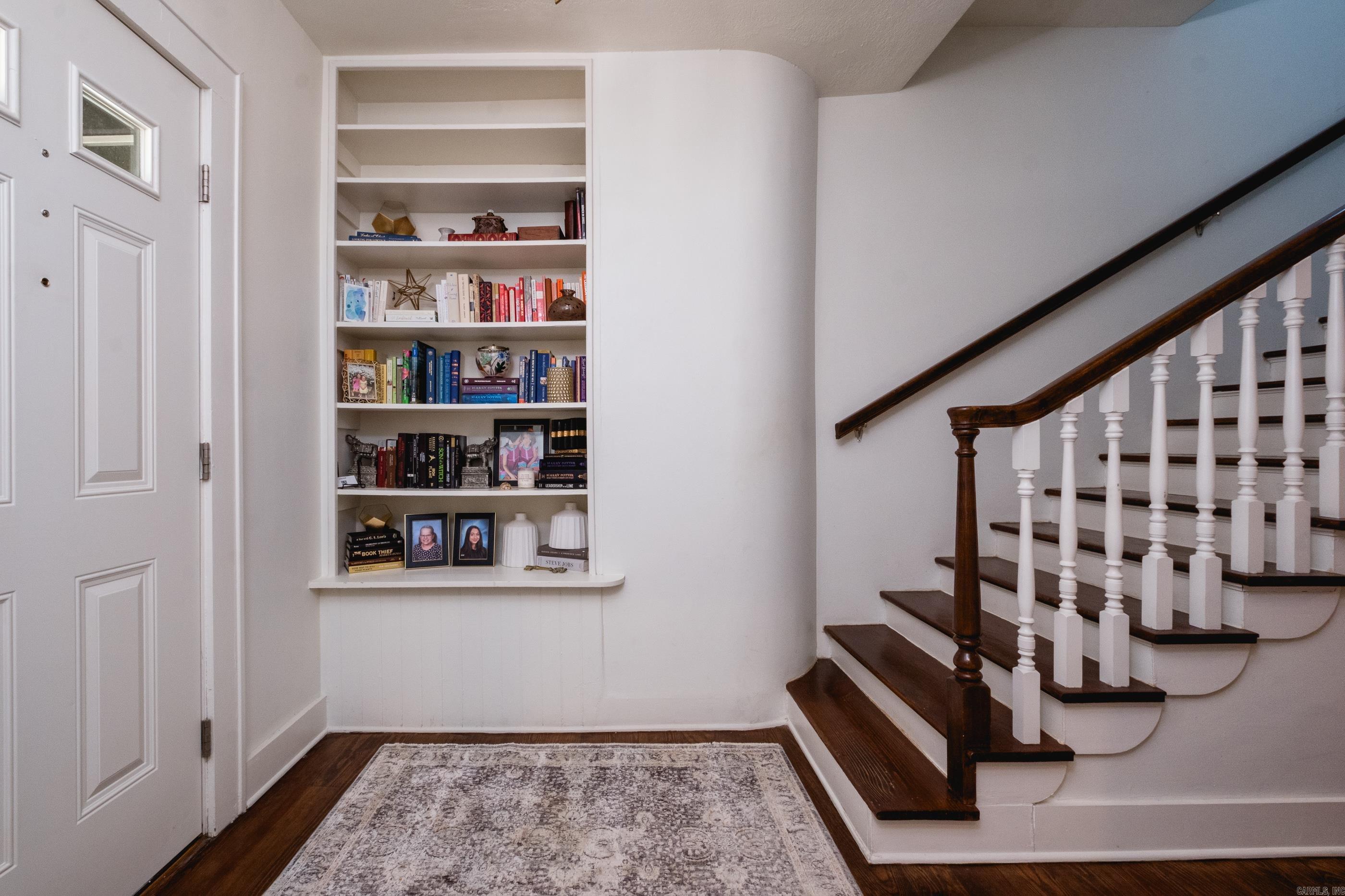 PULASKI HEIGHTS - Residential