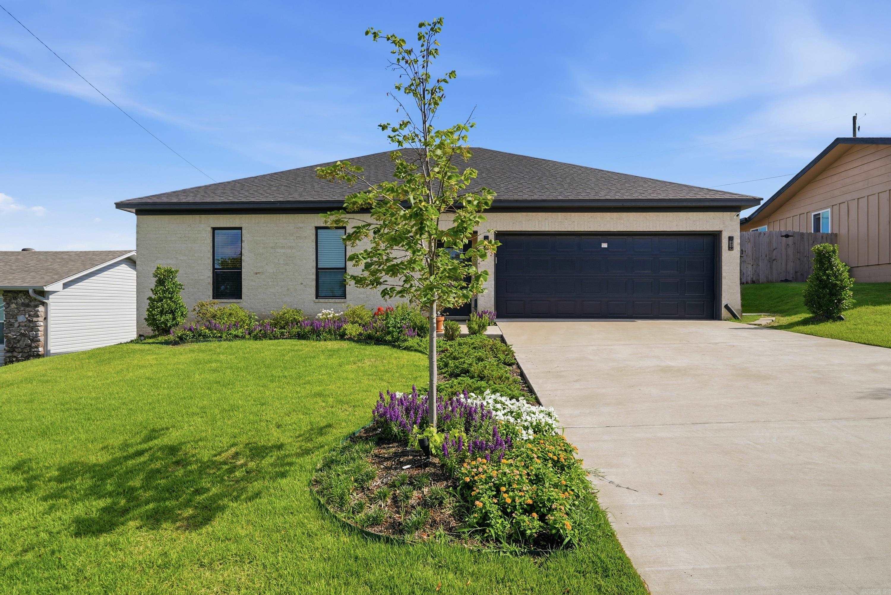 WALNUT VALLEY - Residential