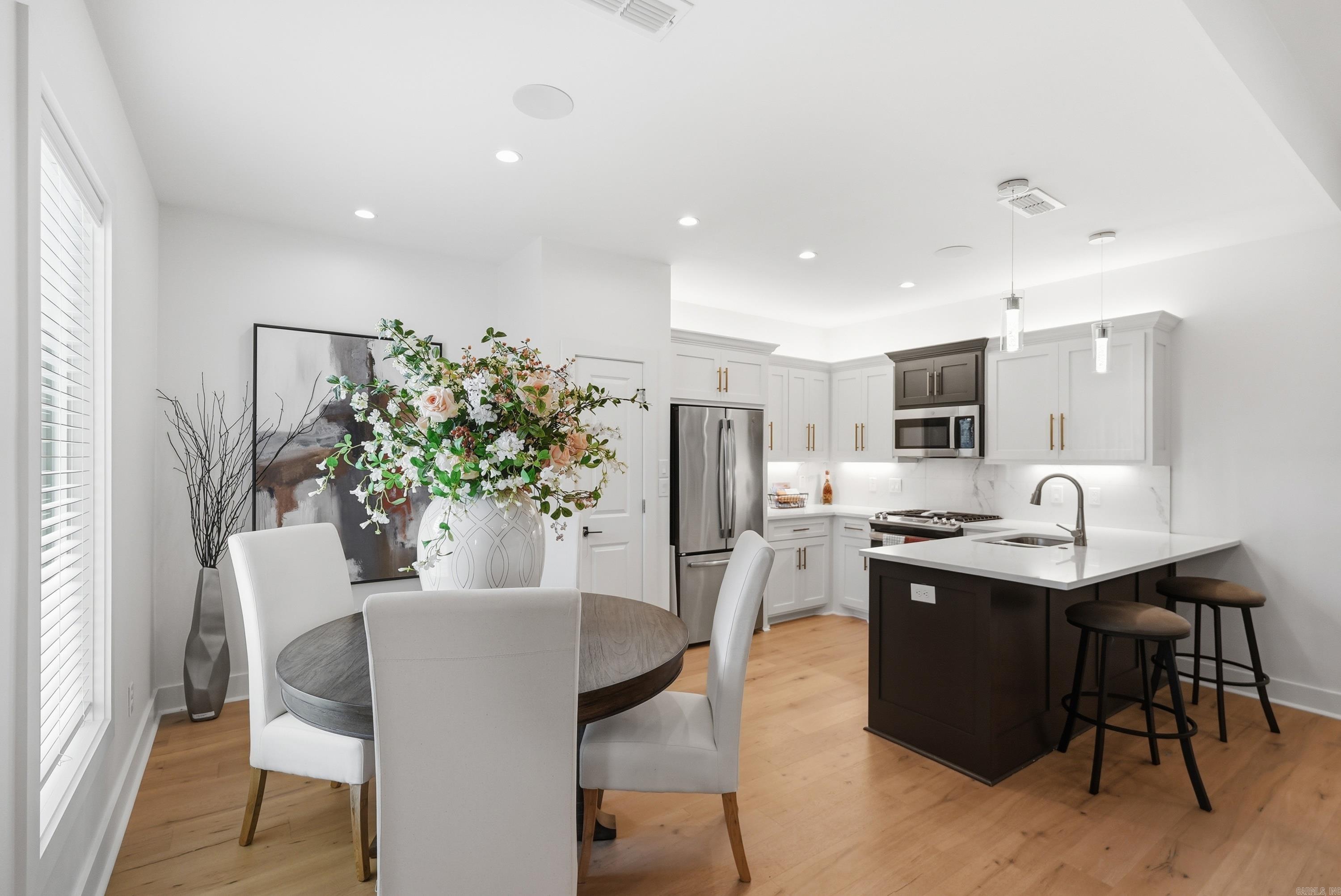 WALNUT VALLEY - Residential