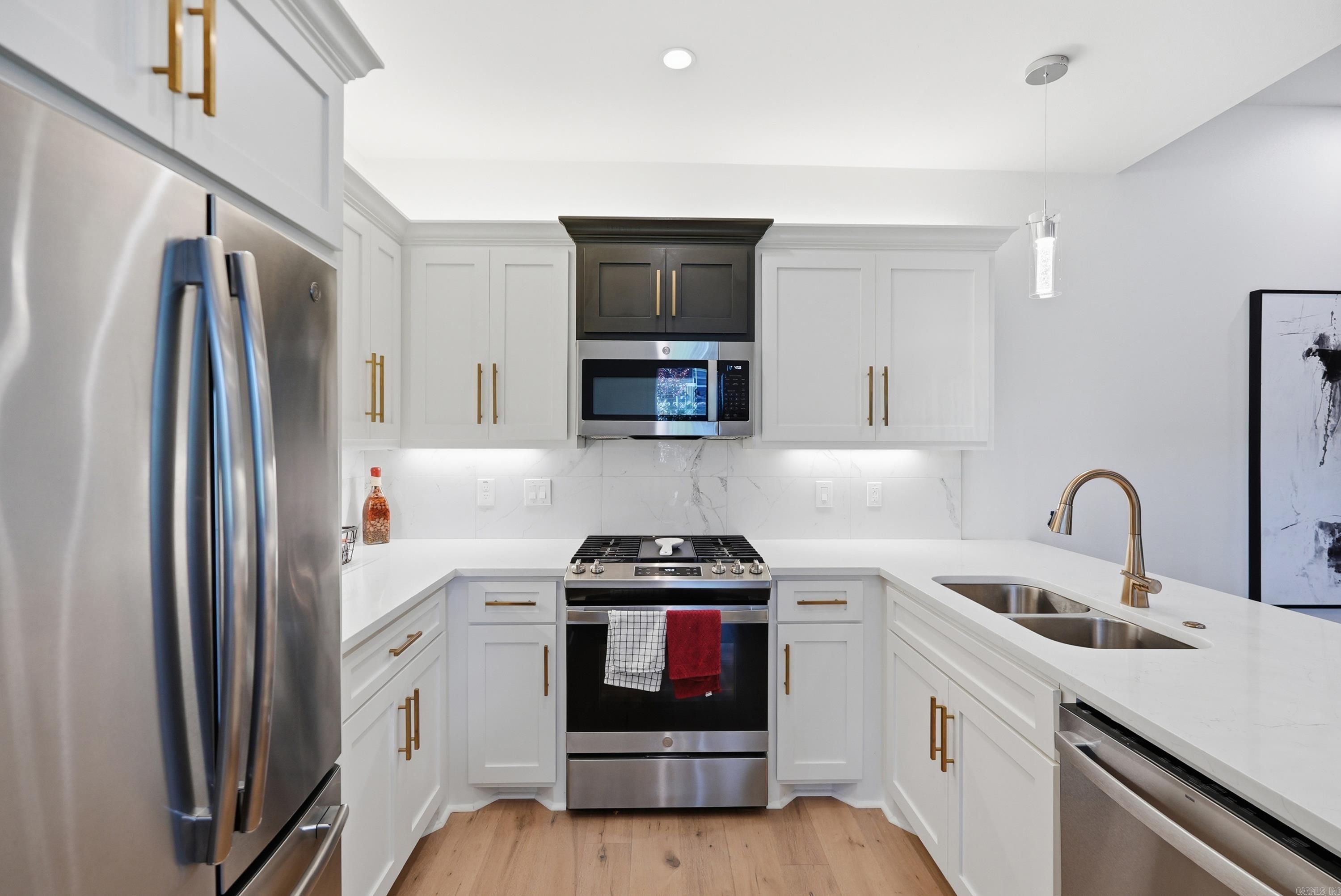 WALNUT VALLEY - Residential