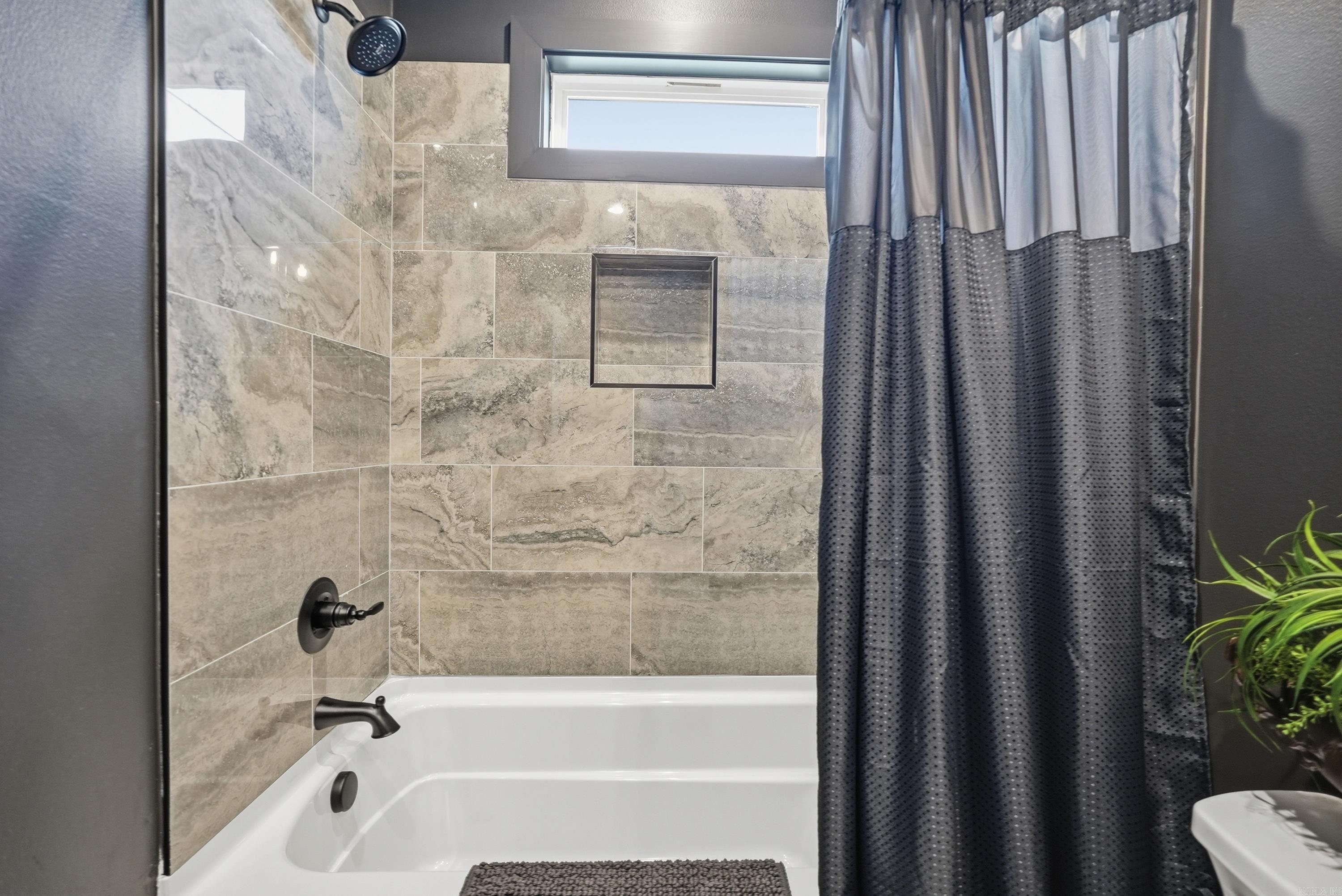 WALNUT VALLEY - Residential