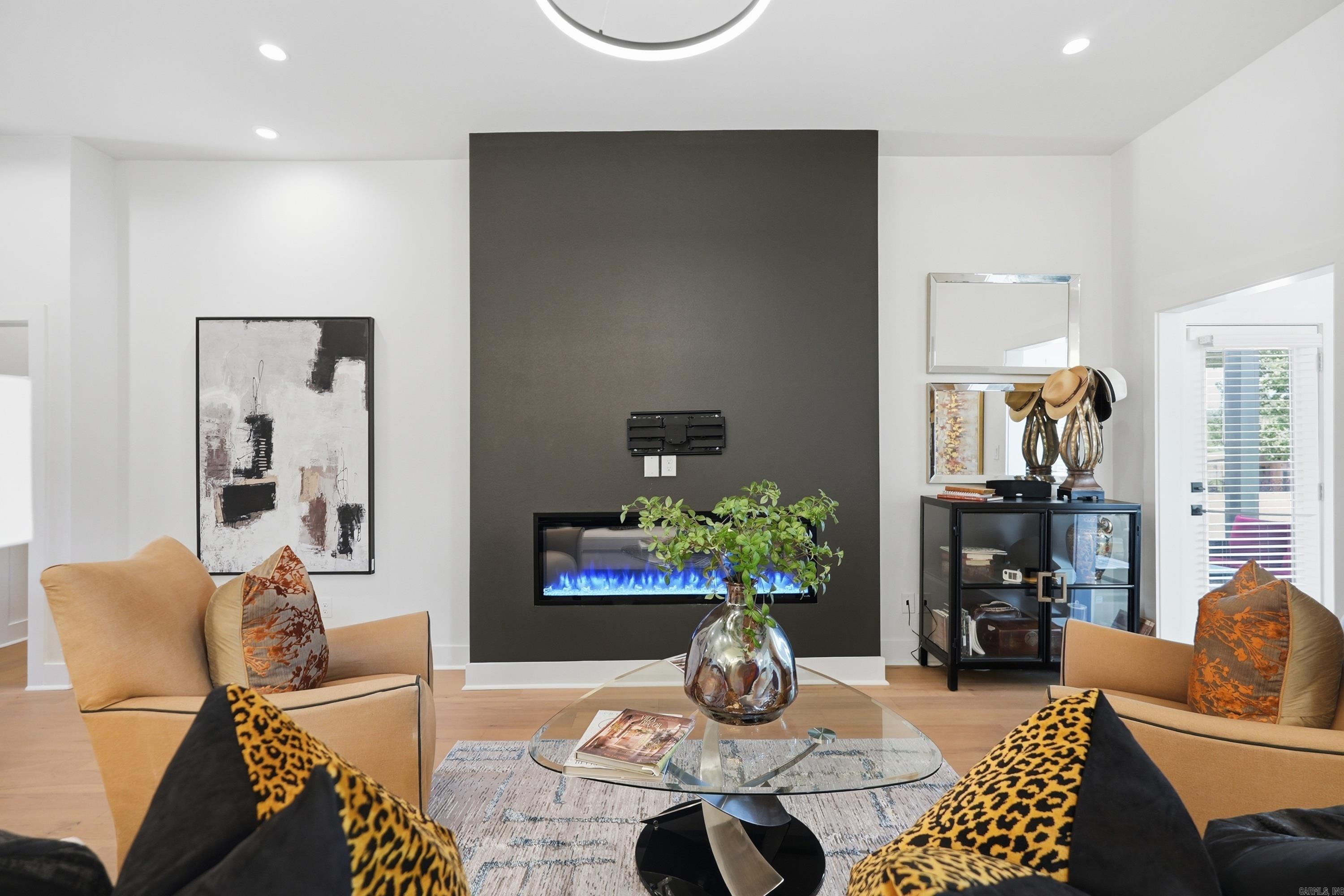 WALNUT VALLEY - Residential