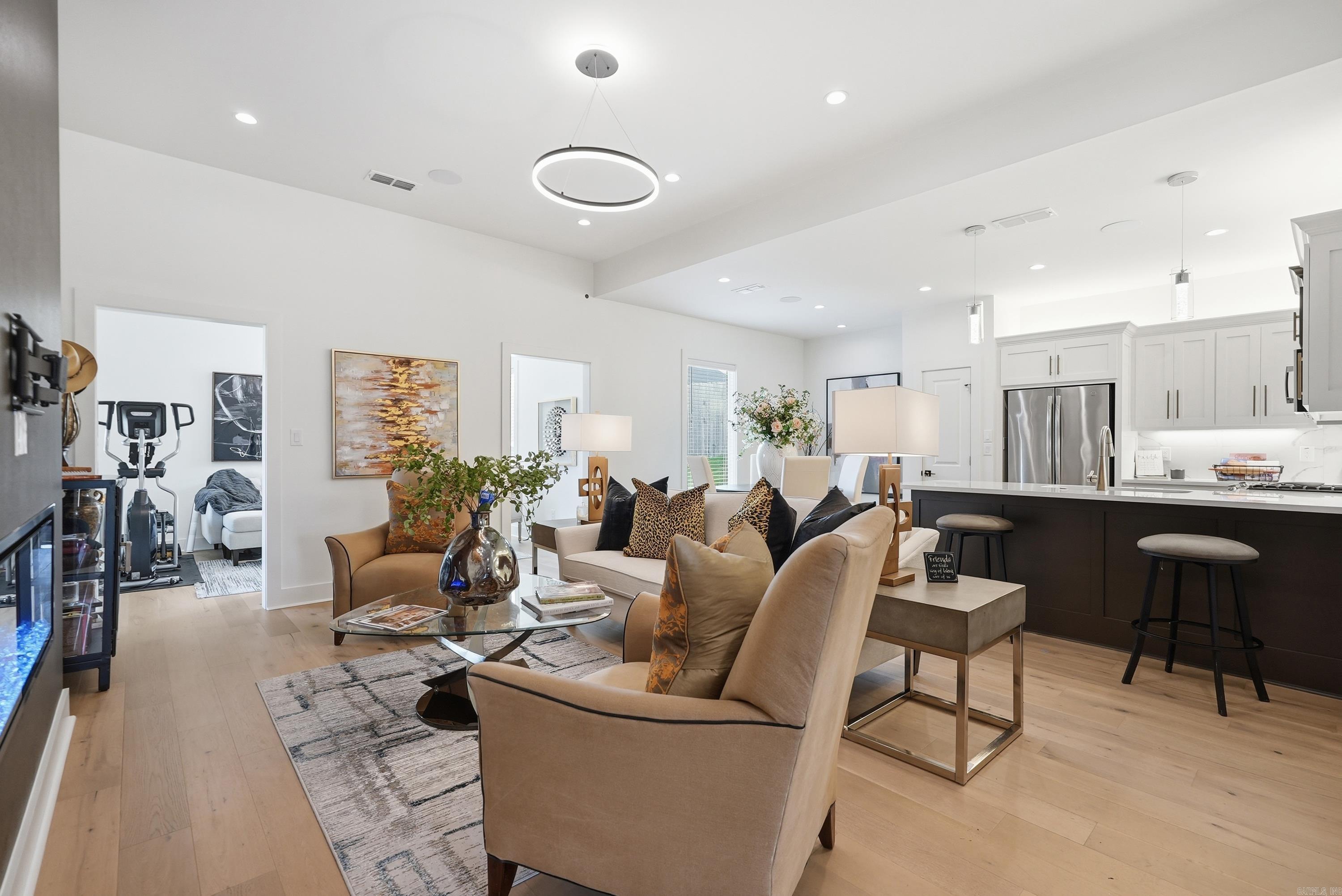 WALNUT VALLEY - Residential