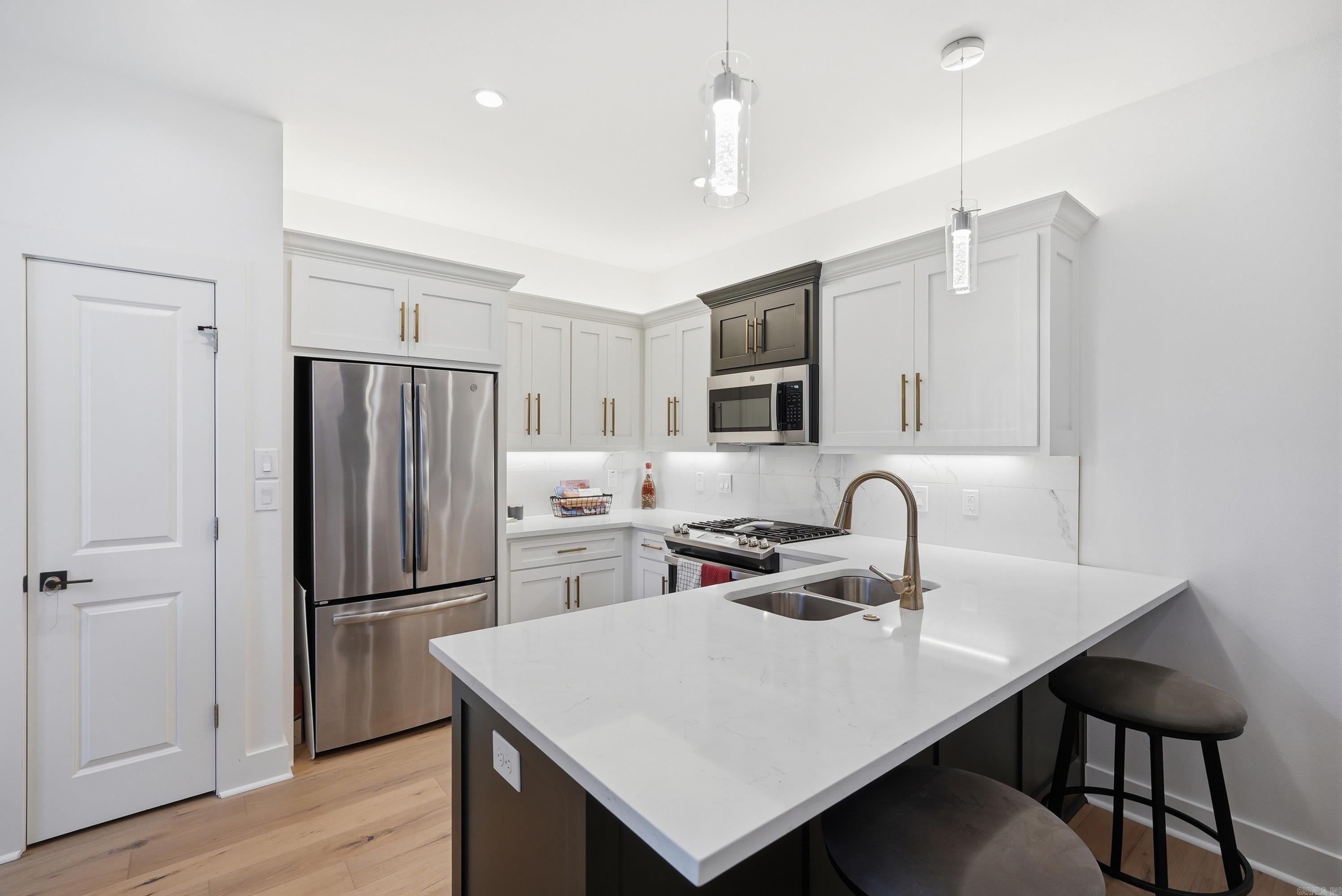 WALNUT VALLEY - Residential