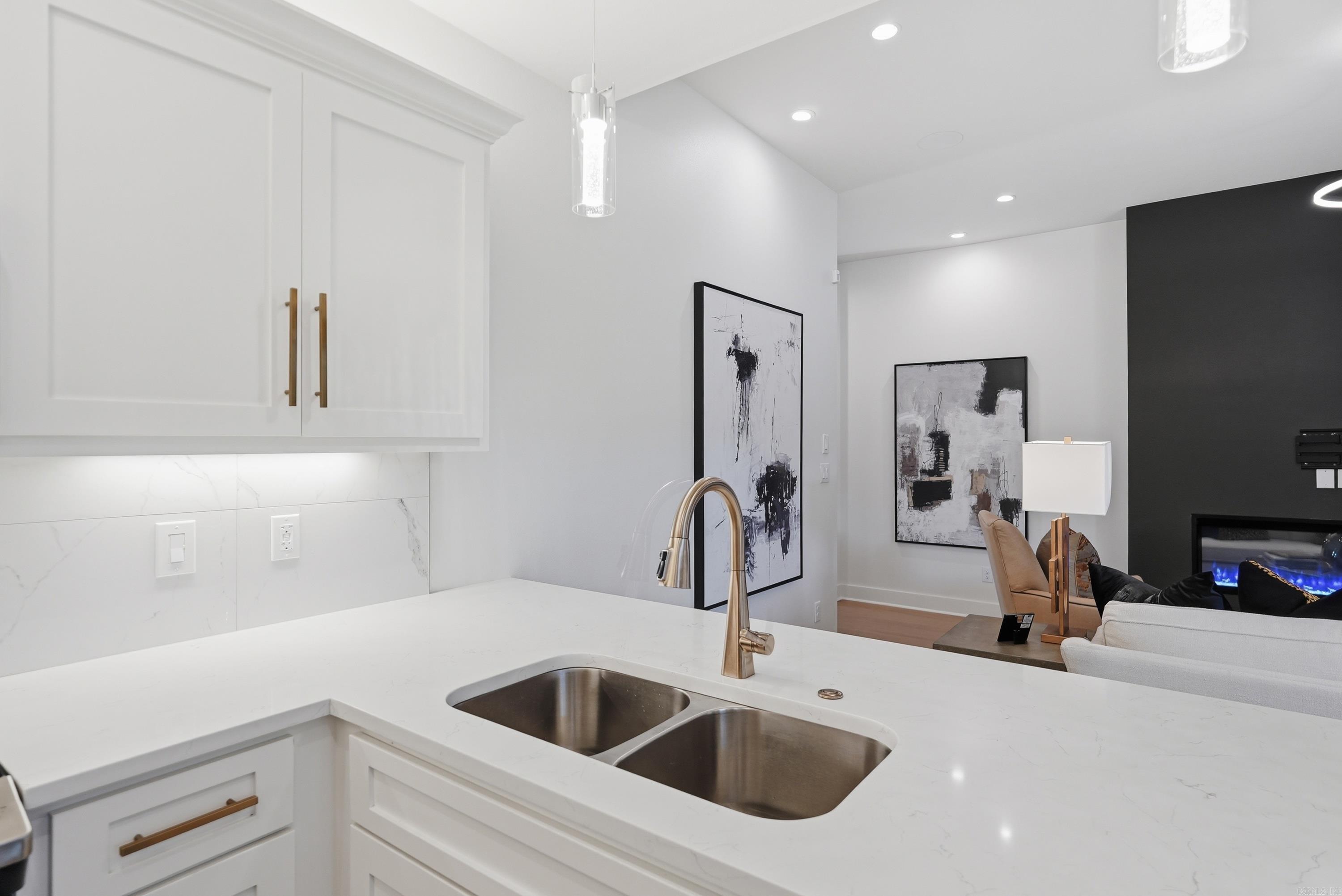 WALNUT VALLEY - Residential