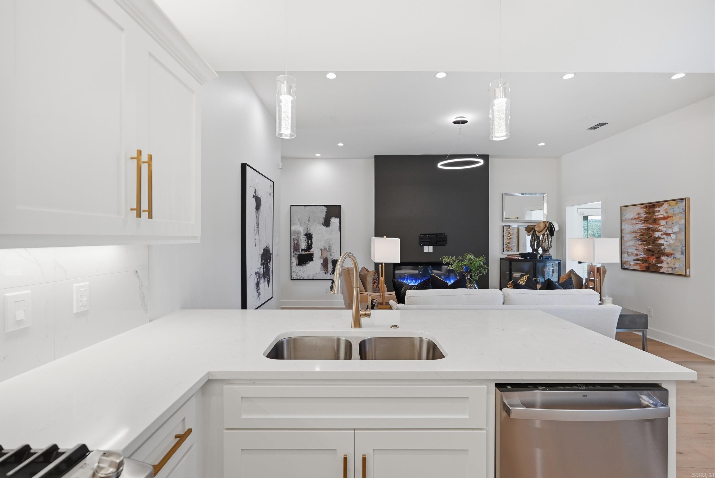 WALNUT VALLEY - Residential