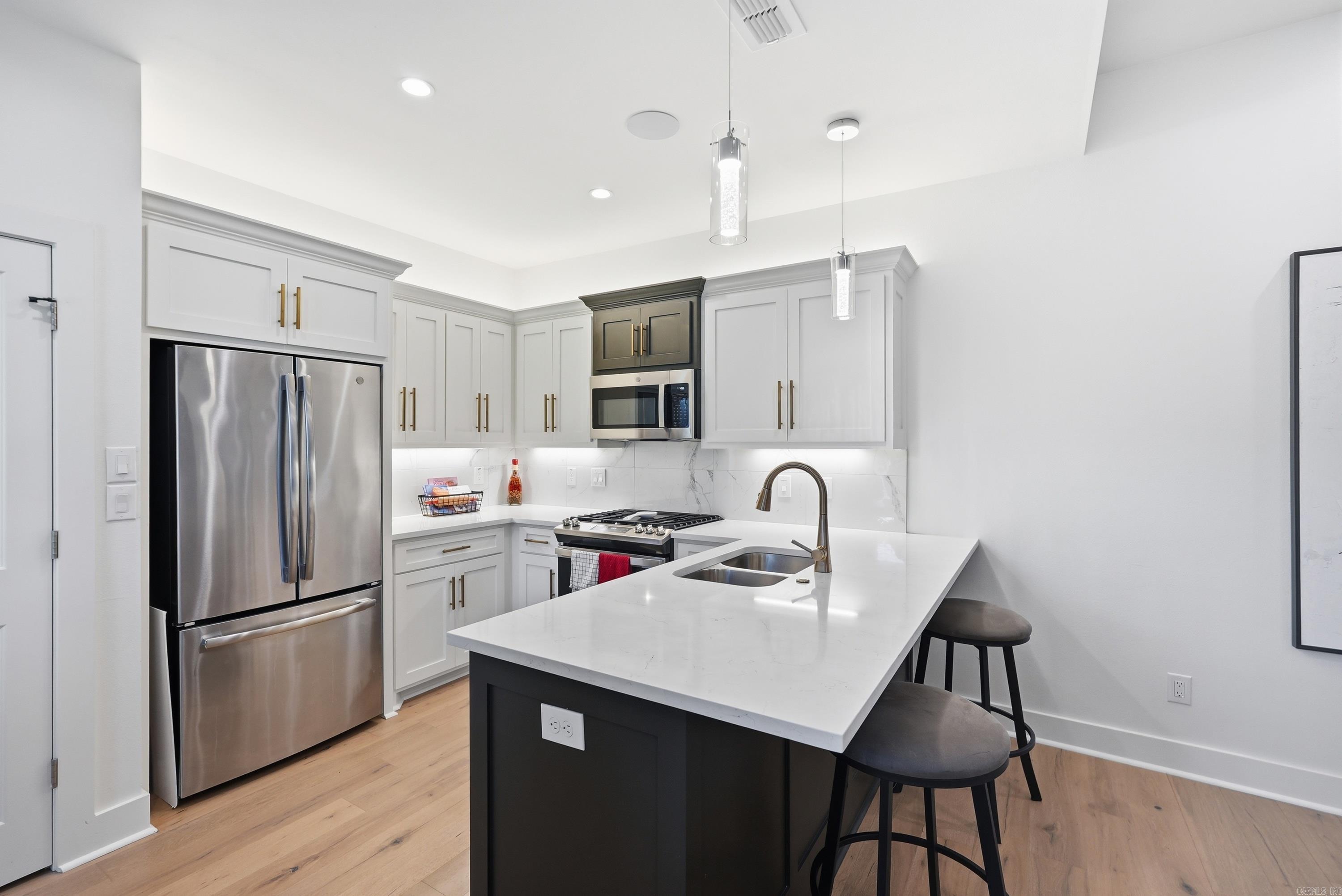WALNUT VALLEY - Residential